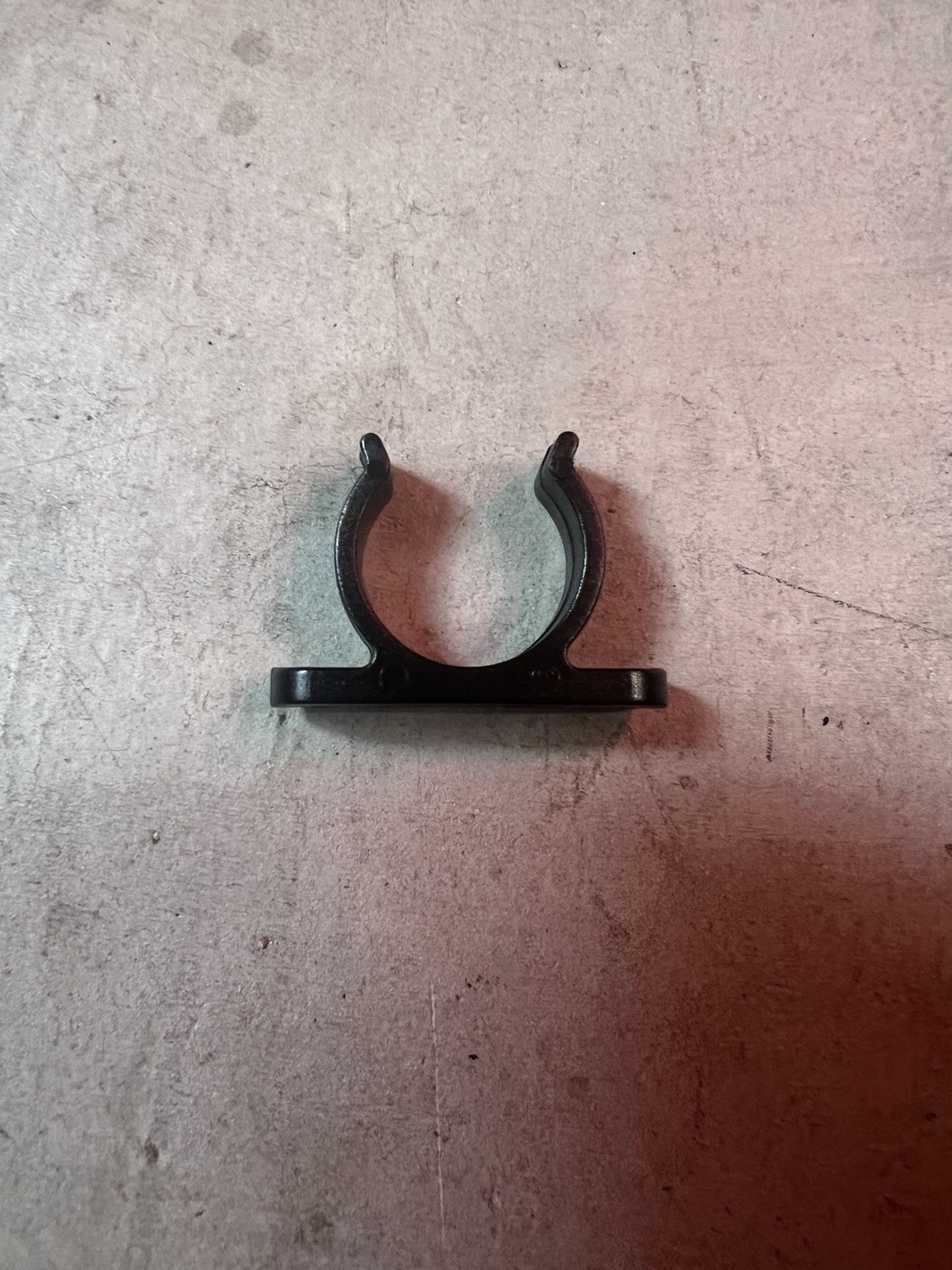 Element E50 /E100 Fire Extinguisher  Mounting Clip Great Multi Surface Mount