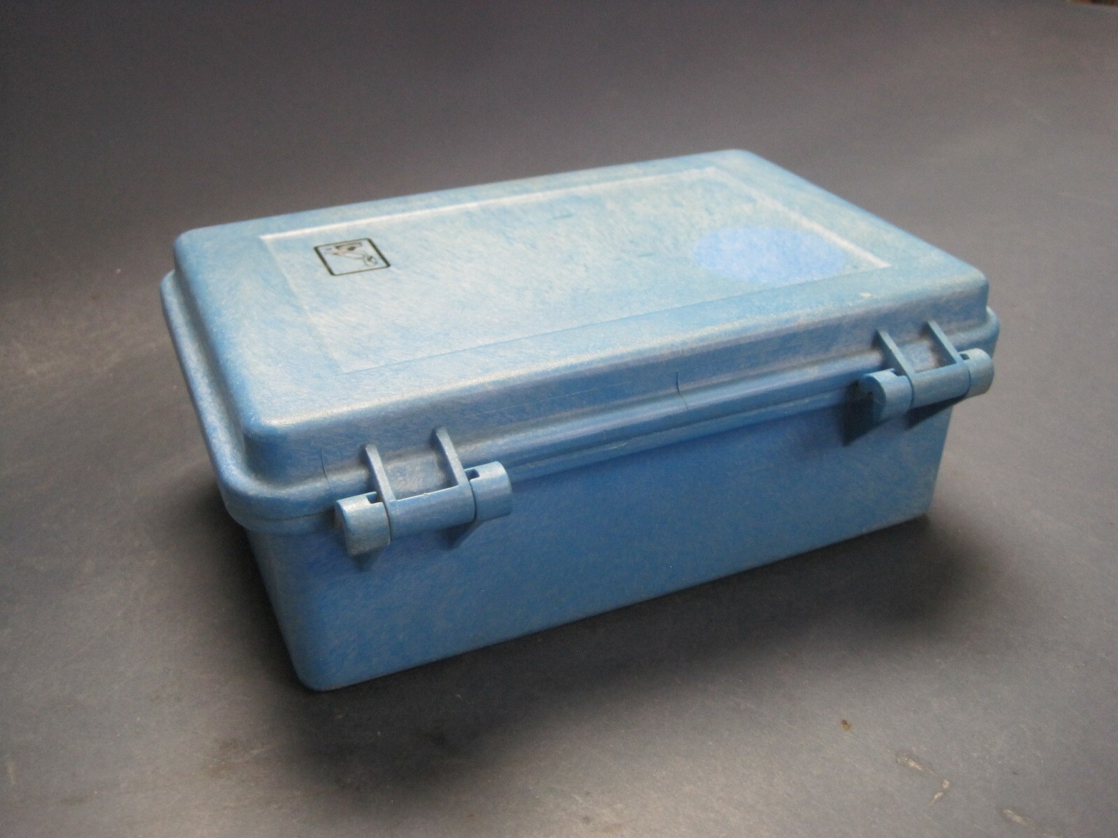 Pelican Waterproof Safe Box w Handle Scuba Camera Clean & Nice