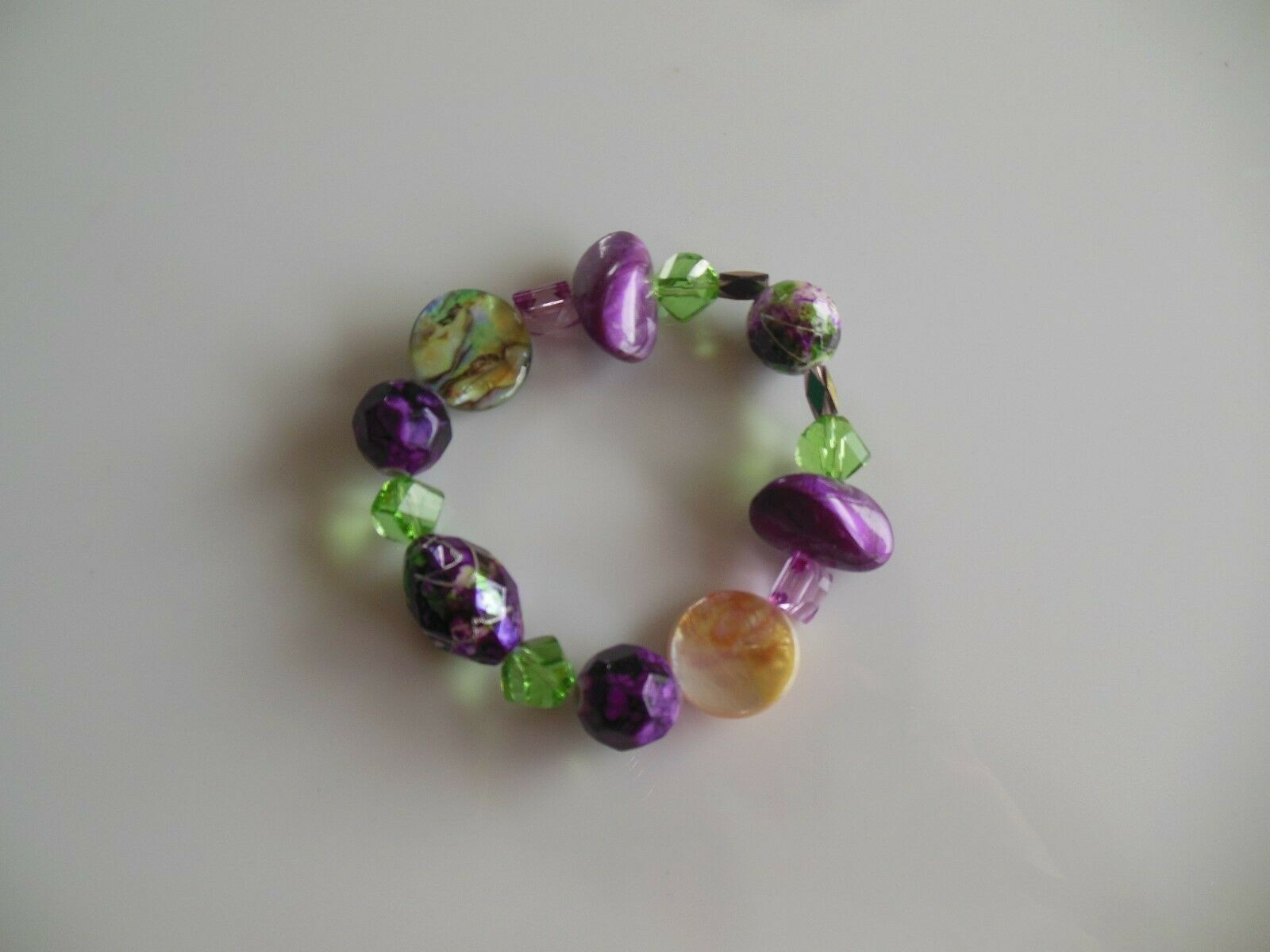 Purple/Green Bead/Shell Stretch Bracelet Different Shapes/Sizes