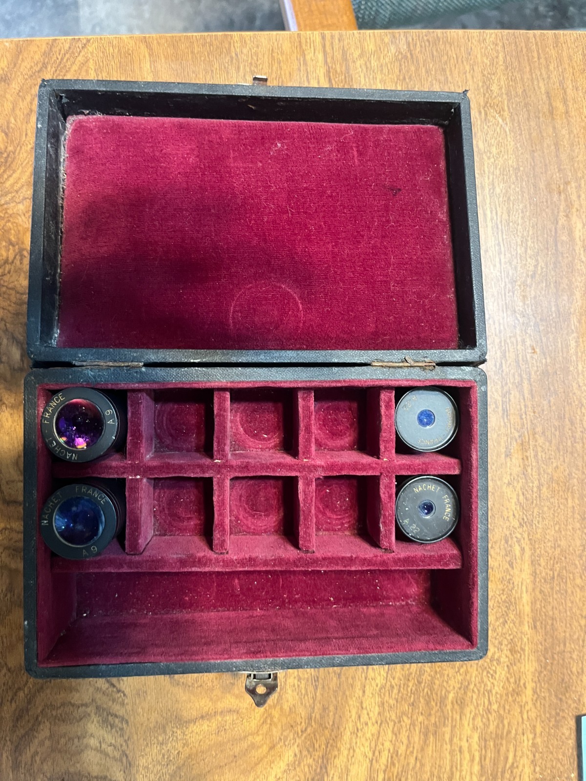 c1900 Red Leather Cased Set of FRENCH Nachet MICROSCOPE Ocular Lens Set