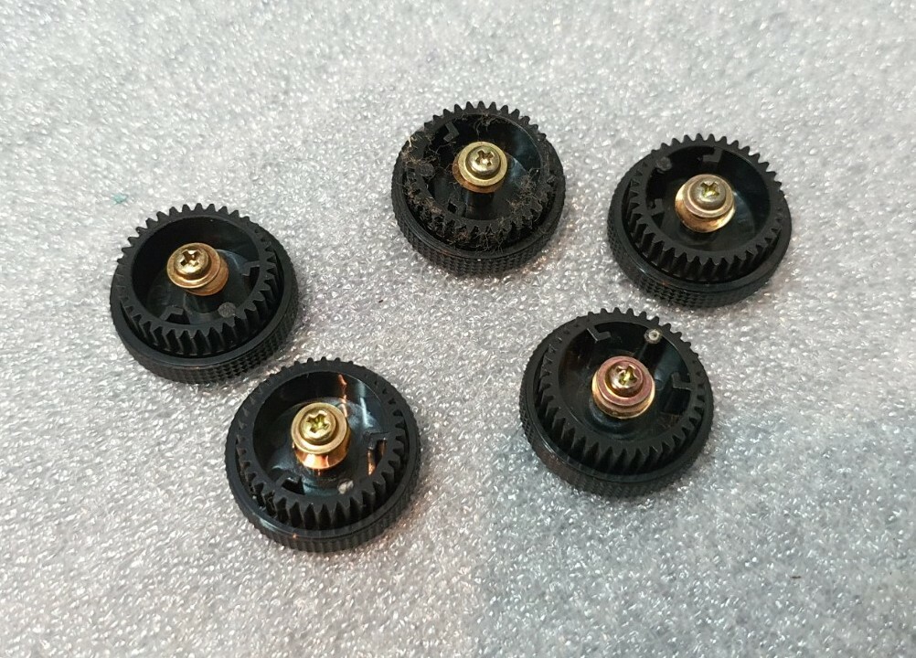 Technics sl1200, sl1210 mk2. 5x antiskating knobs with screws and washers