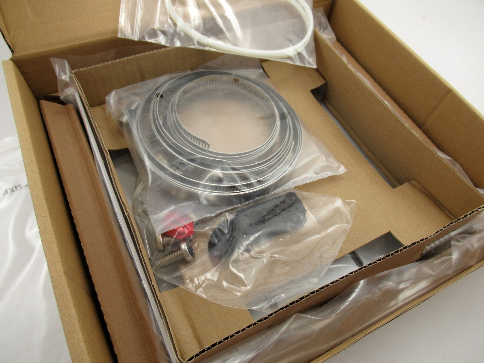 Axis - T94N01G - POLE MOUNT 5901-341