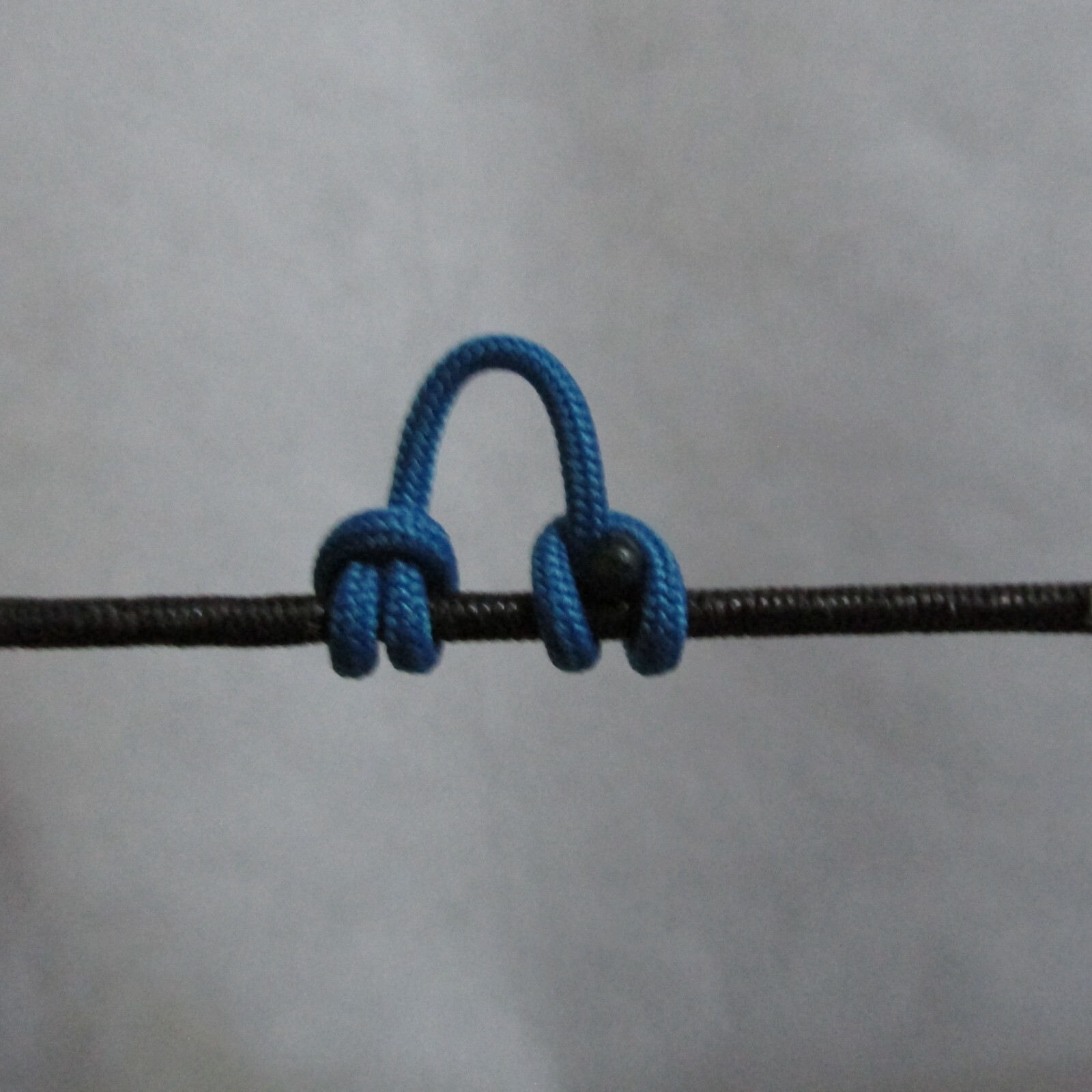 Rope style archery D loop
