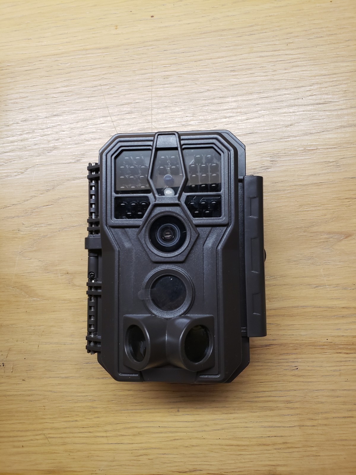 GardePro E5 Trail Camera Gray, USB SD Card with Accessories for Hunting