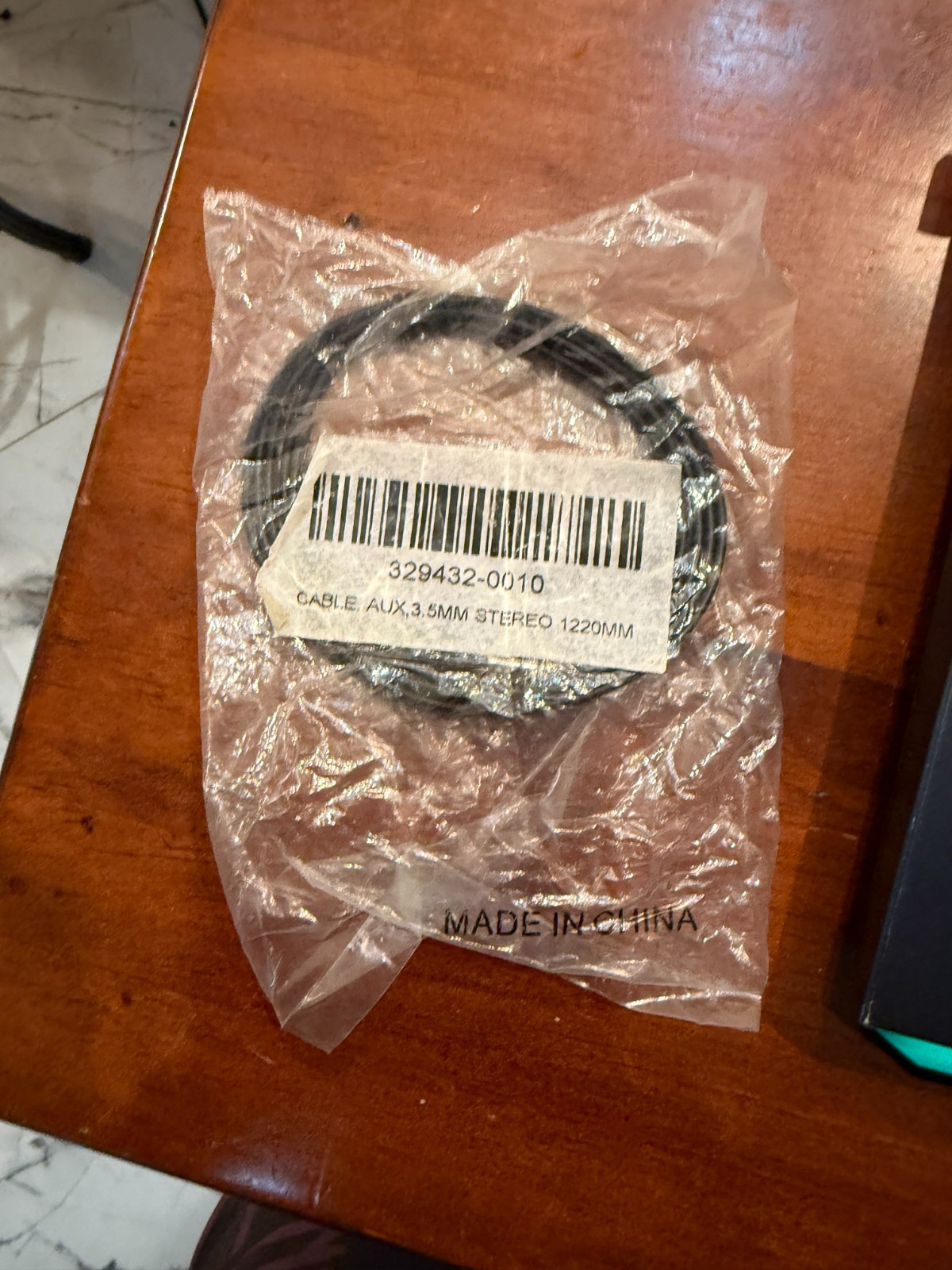 Bose  Headset bose cable aux 3.5 mm 1220mm