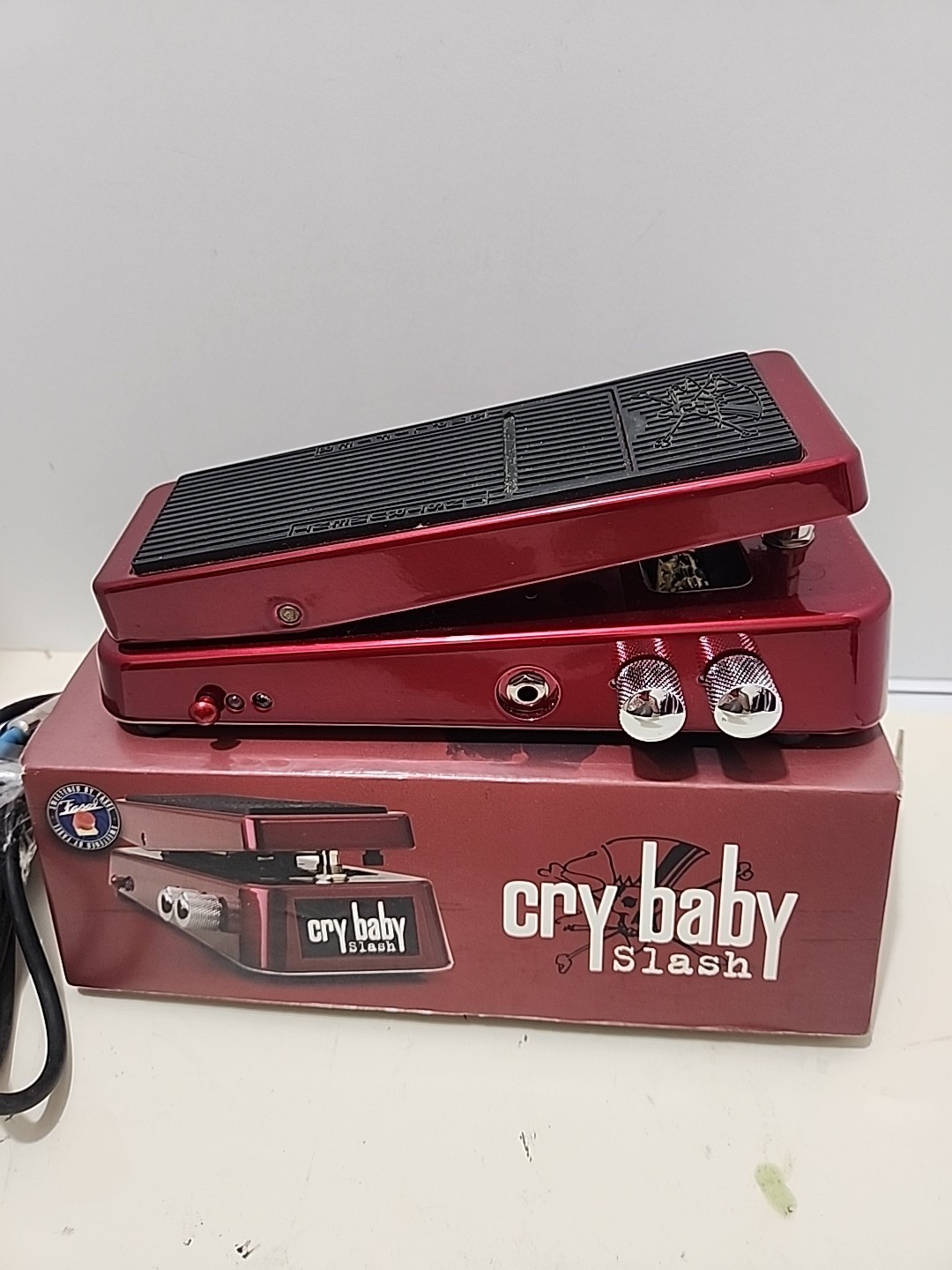 Dunlop SW-95 Slash Signature CryBaby Distortion Wah Effects Pedal Free USA Ship