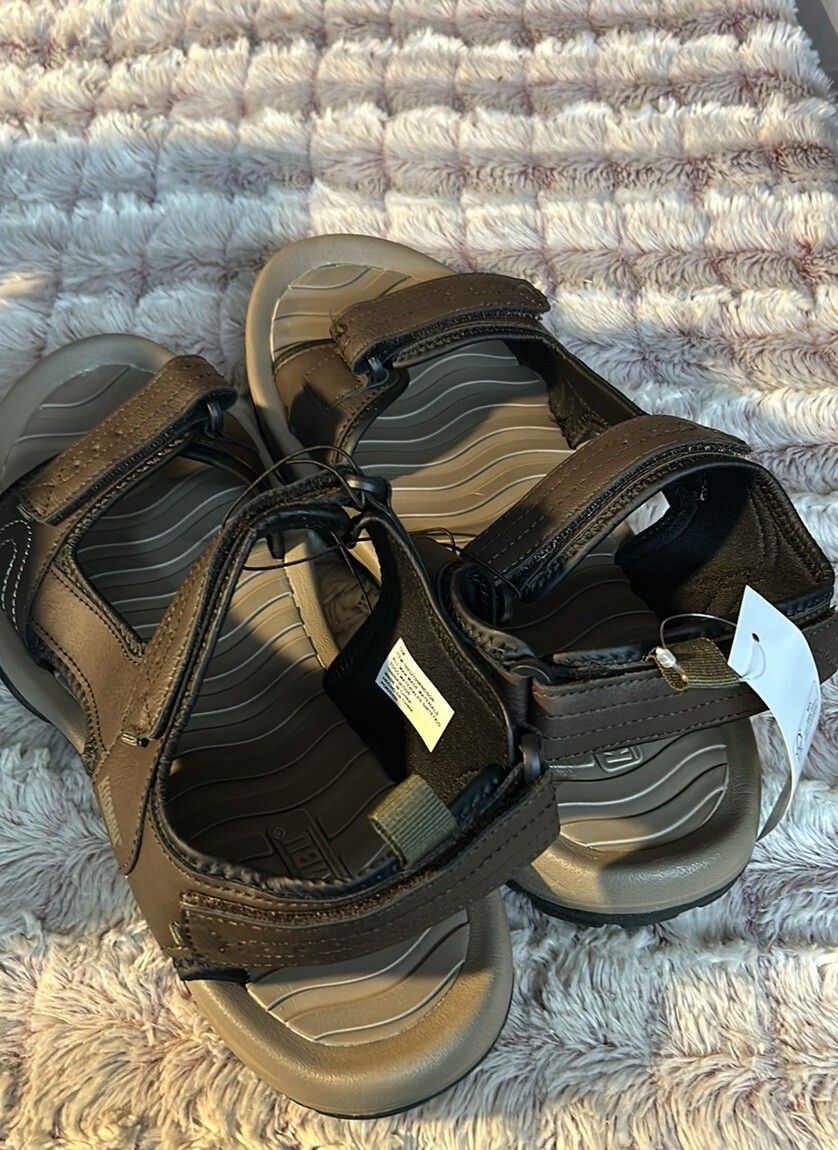Khombu Men Brown sandals Size 12