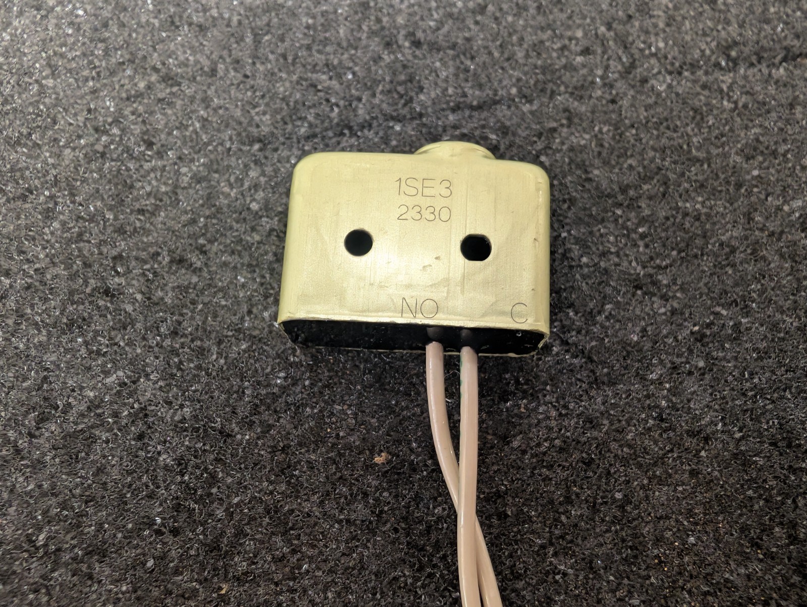 New, Honeywell, 1SE3, Basic / Snap Action Switches 5A @ 250 VAC SP OPEN CIRCUIT