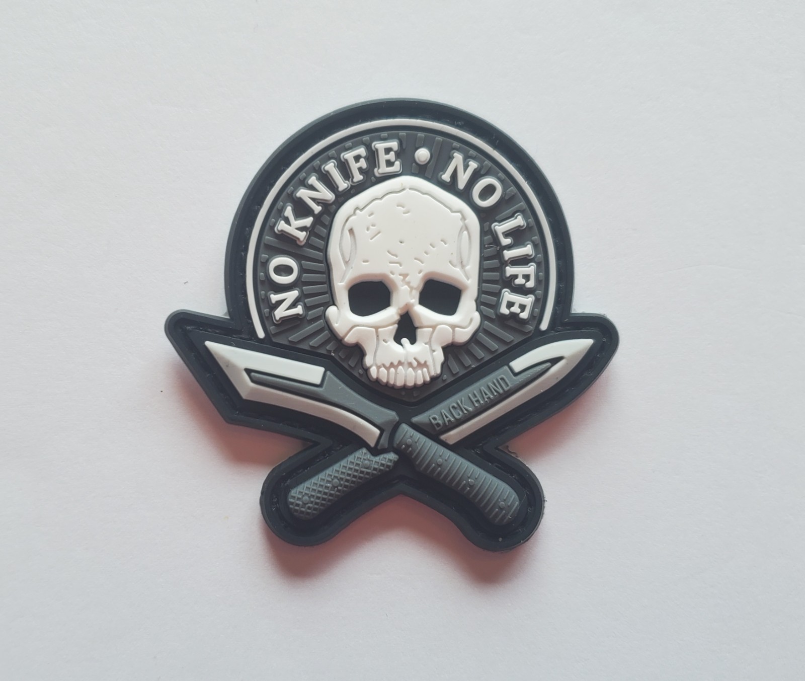 No Knife No Life Skull & Cross Knives Gray & White PVC Morale patch Hook & Loop