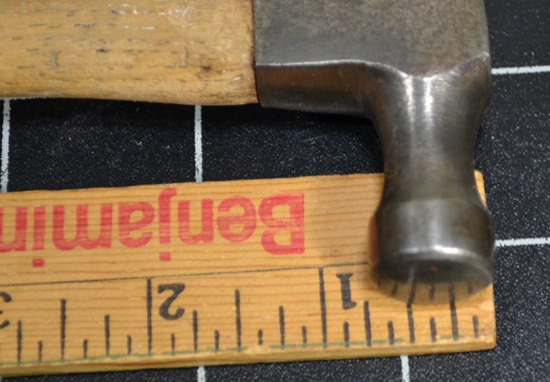 CRAFTSMAN - MODEL MAKER - 4oz - BELL FACE CLAW HAMMER - ORIGINAL HANDLE