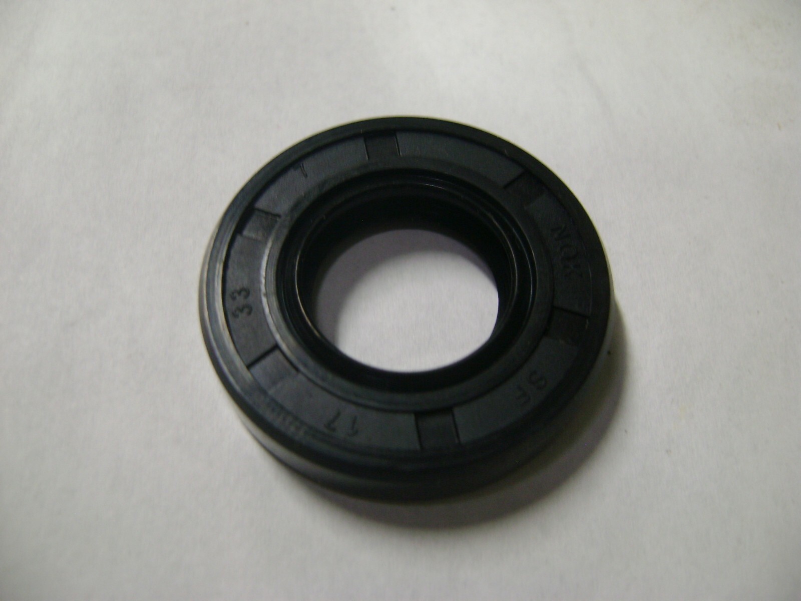 NEW TC 17X33X7 DOUBLE LIPS METRIC OIL / DUST SEAL 17mm X 33mm X 7mm