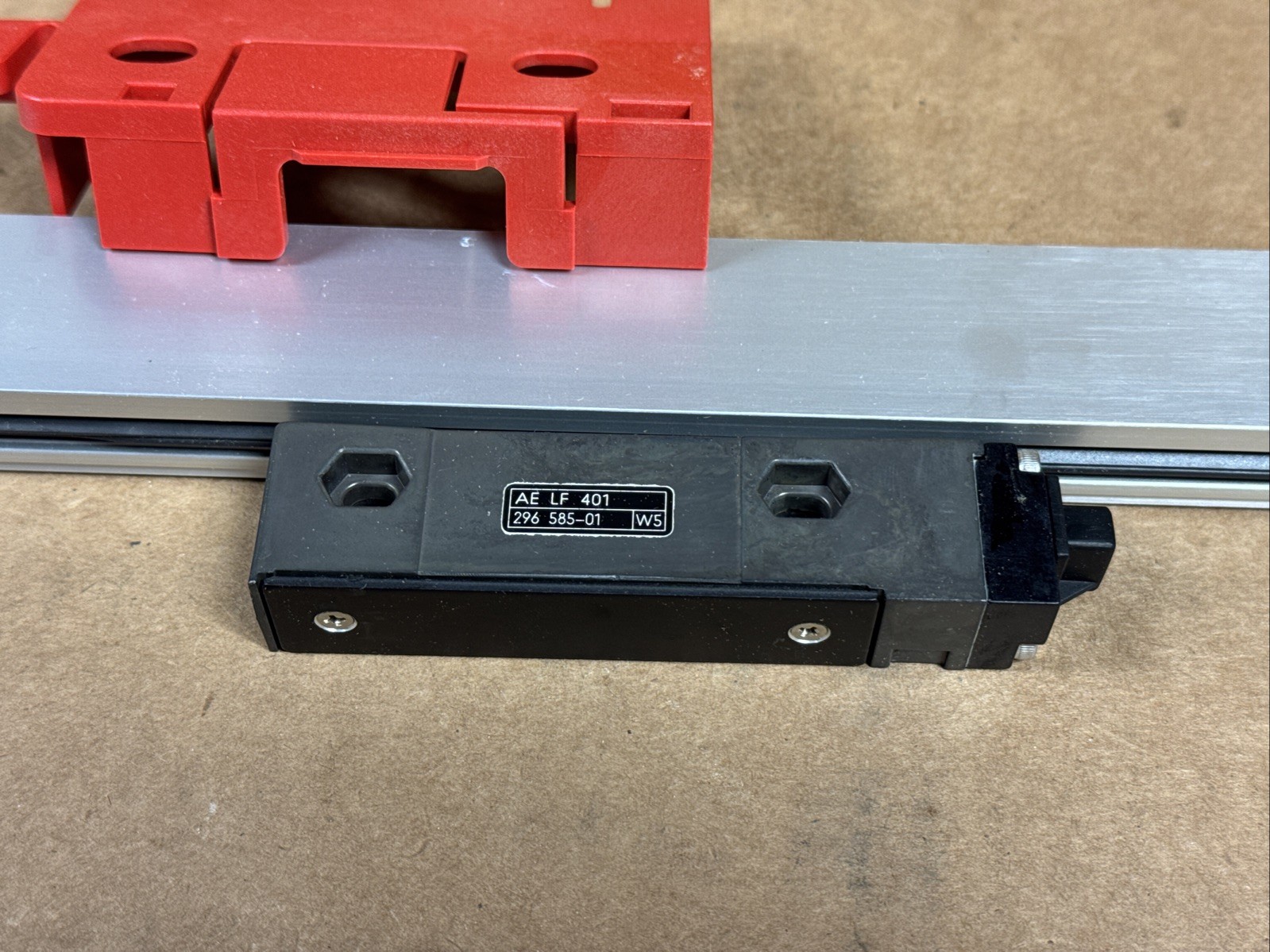 Heidenhain 295789-43 AE LF 401 250mm Linear Scale Encoder 296 585-01 FAST SHIP