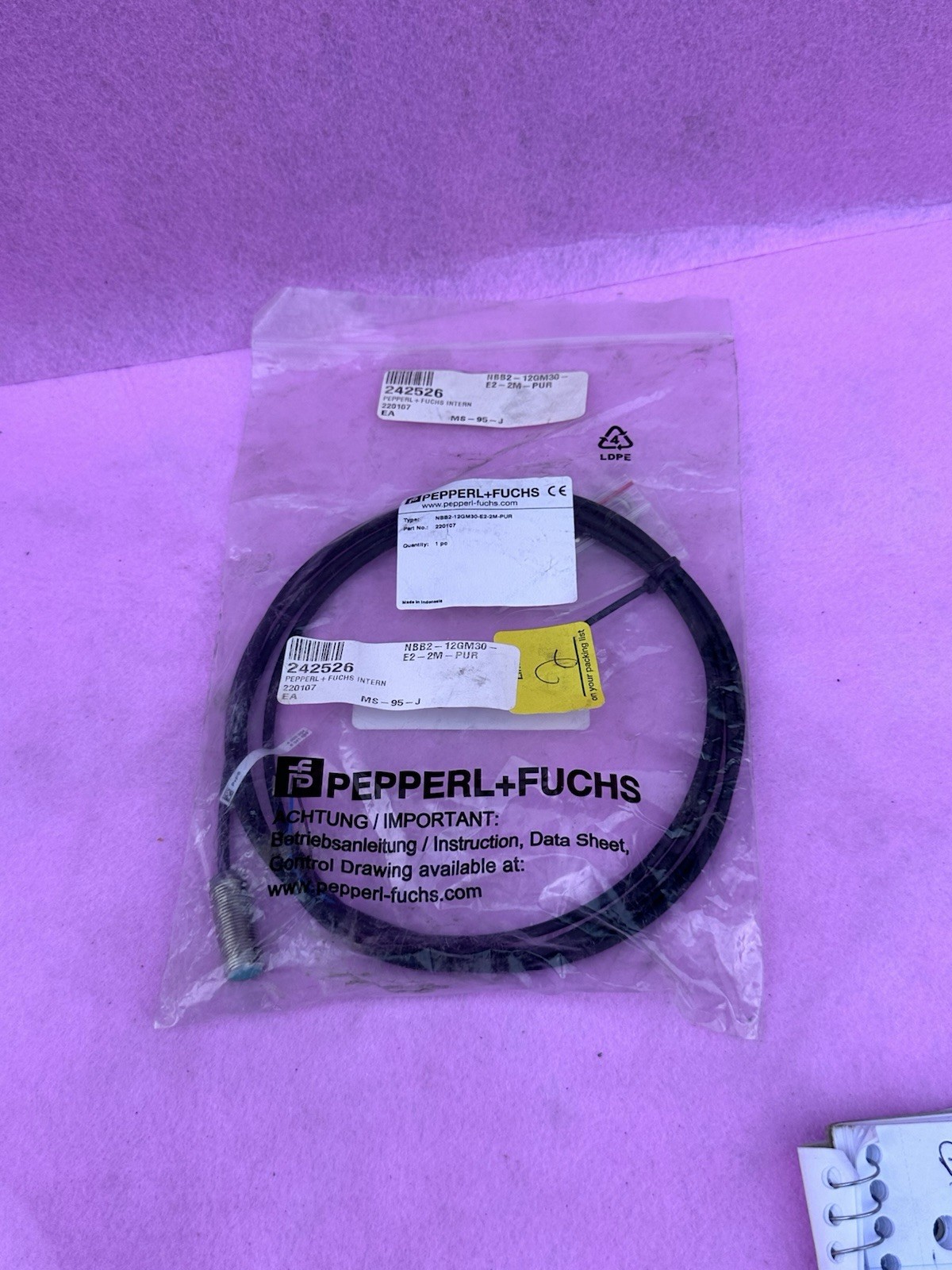 PEPPERL & FUCHS NBB2-12GM30-E2-2M-PUR