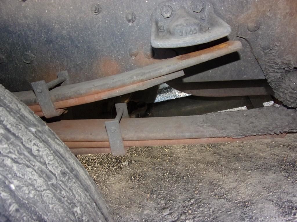 2007 MITSUBISHI FUSO FE84D Springs, Rear Leaf Used 9541