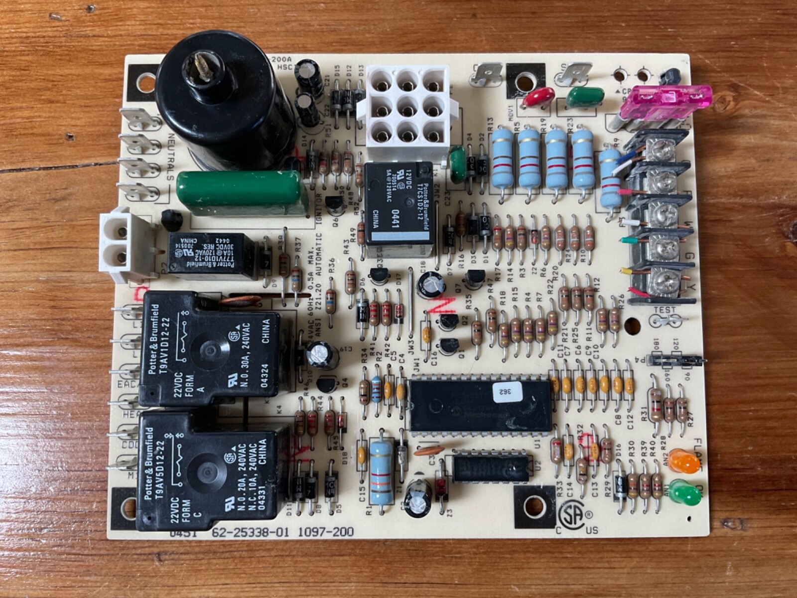 Furnace Control Circuit Board 1097-83-200A 62-25338-01 Rheem Ruud