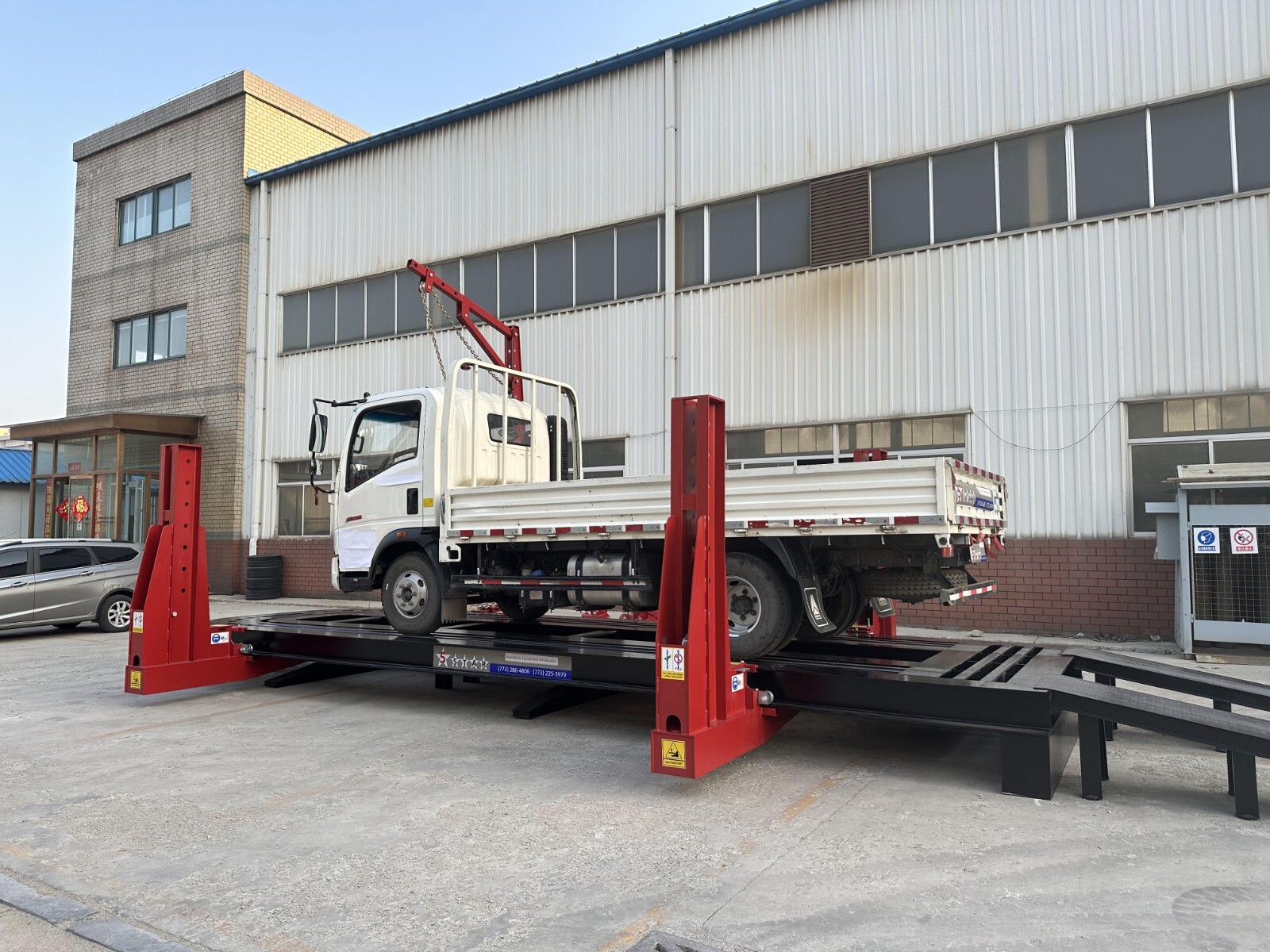 FREE SHIPING NEW 28 FEET LONG 4 TOWERS HEAVY DUTY 25-Ton pulling capacity towers