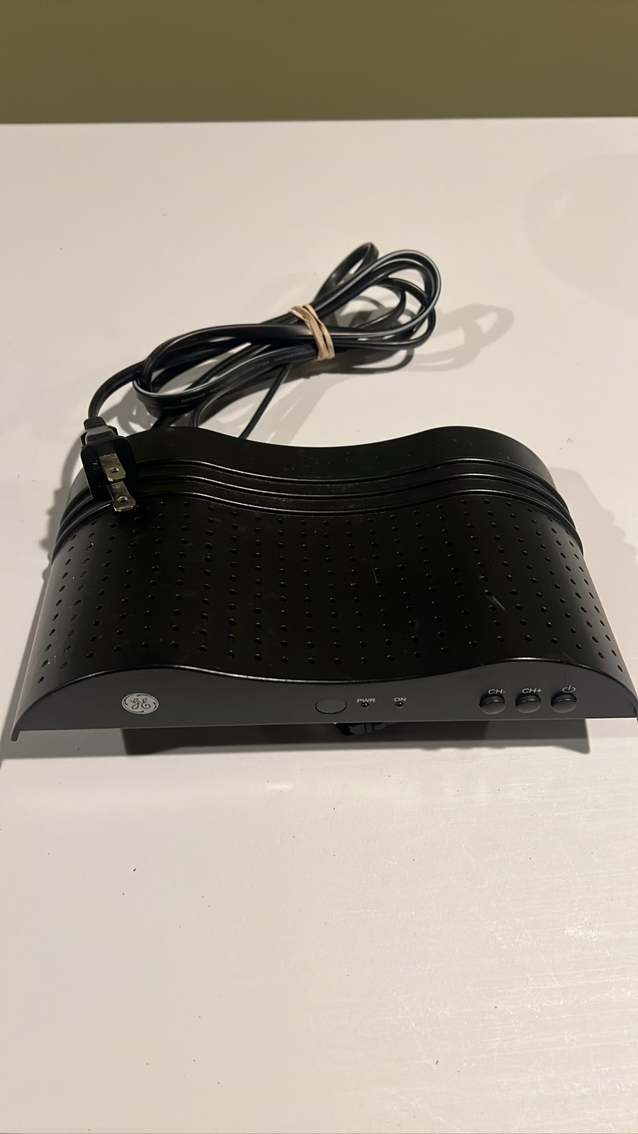 GE 22729 Smart Digital to Analog TV Converter Box DTV Tuner Black