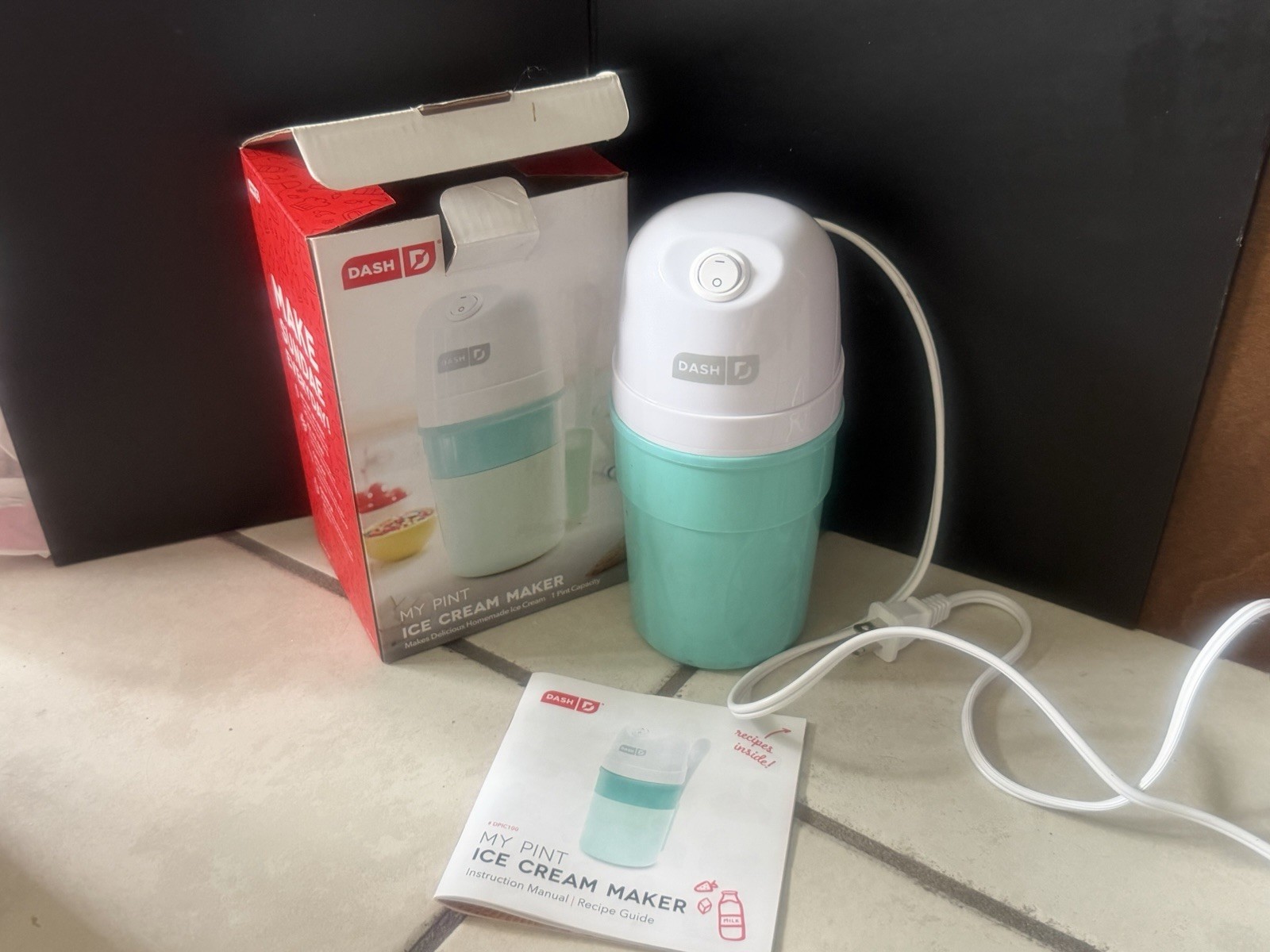 Dash My Mug Electric Ice Cream Maker 1 Pint Capacity, Ready in 20 Minutes