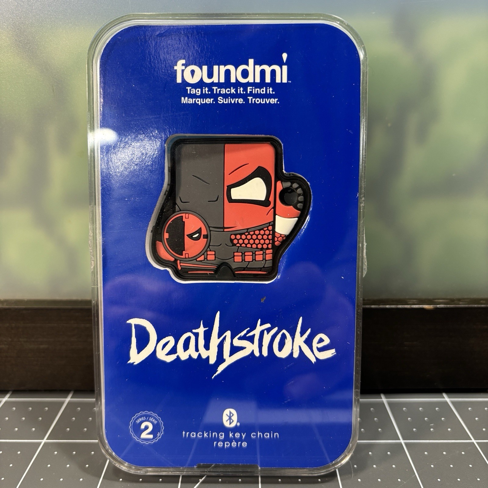 Deathstroke foundmi Smart Key Tag Bluetooth Tracking DC Comics Bioworld 2017 NEW