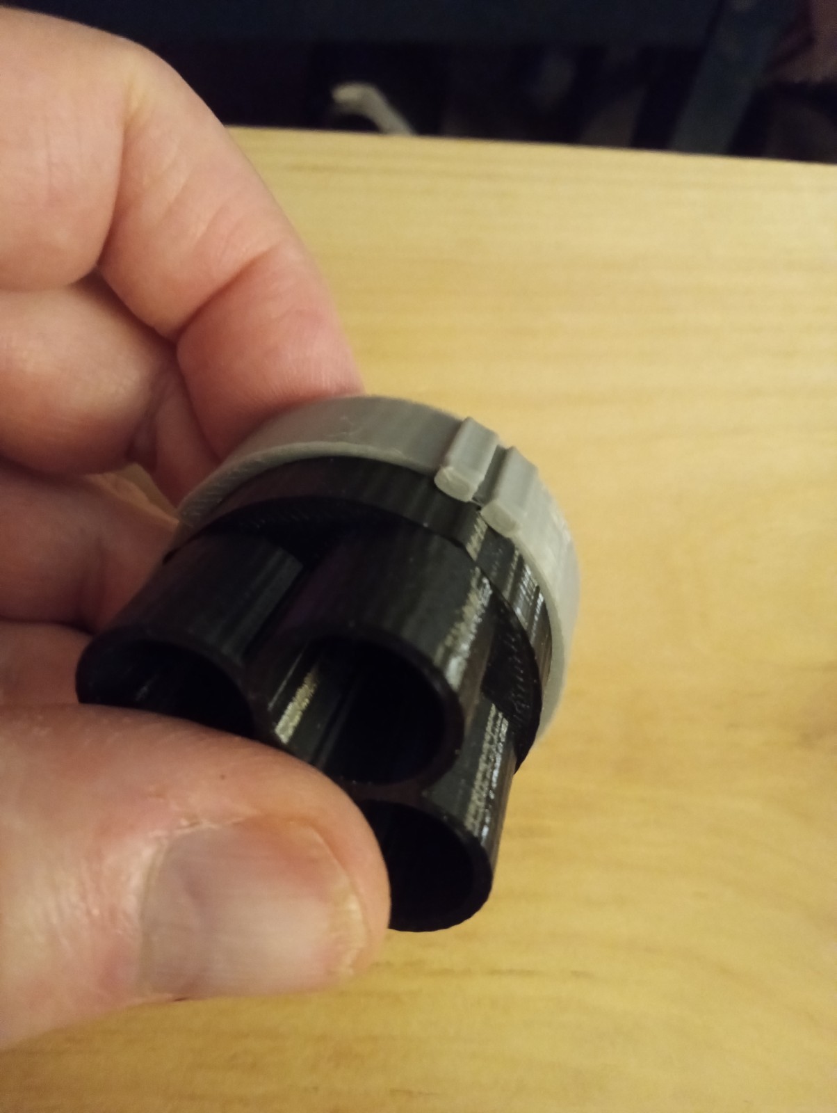 Lee APP Universal Case Feeder 3D Printed With 5 Case Adapters,No More Adjusting.