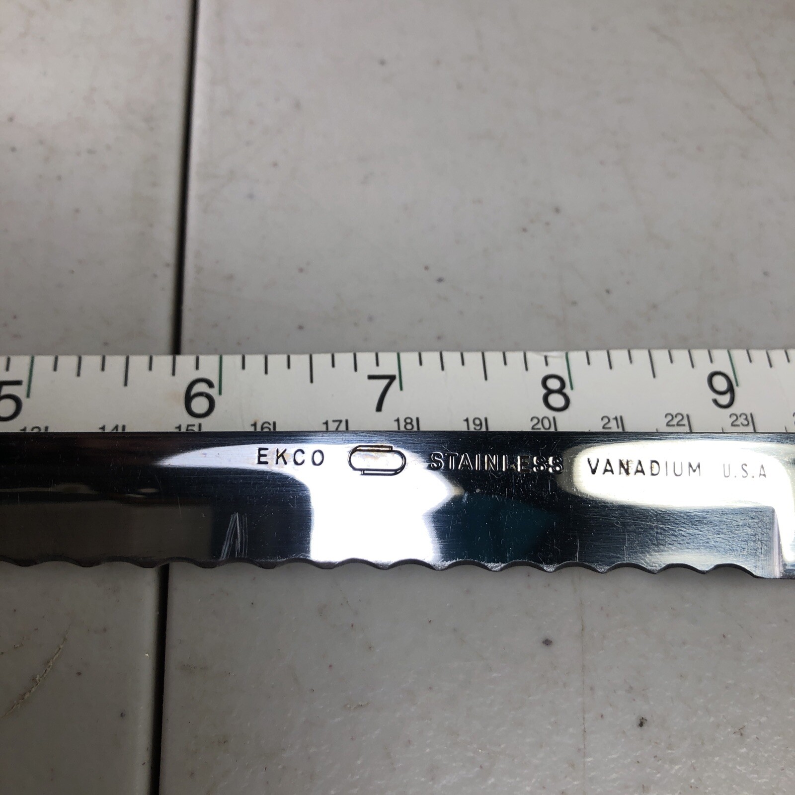 Ekco VTG Stainless Vanadium Made in USA Serrated Bread Knife 9.5” Blade