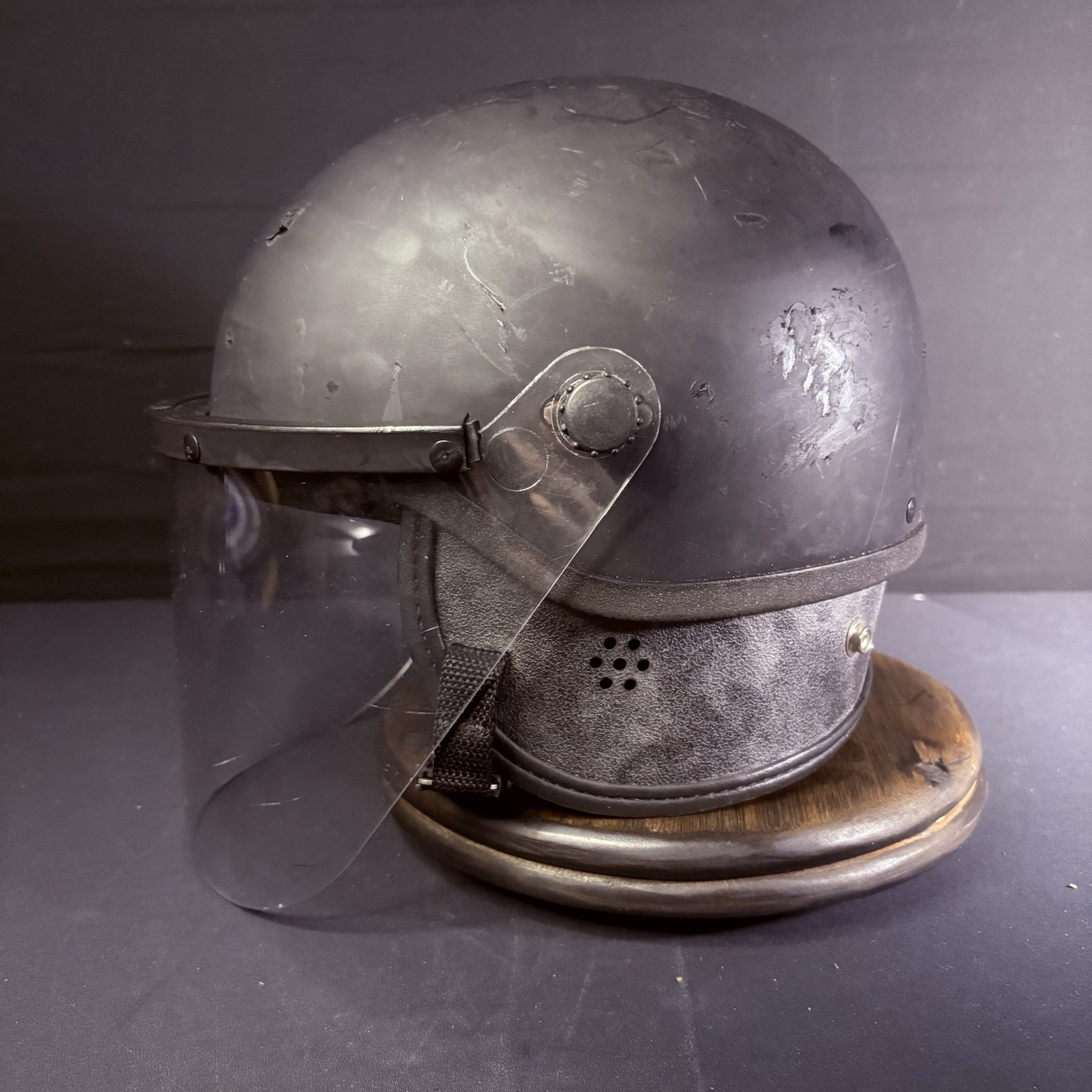 Vintage Police Riot Helmet Black Size Large MADE IN USA w/Removable Face Shield