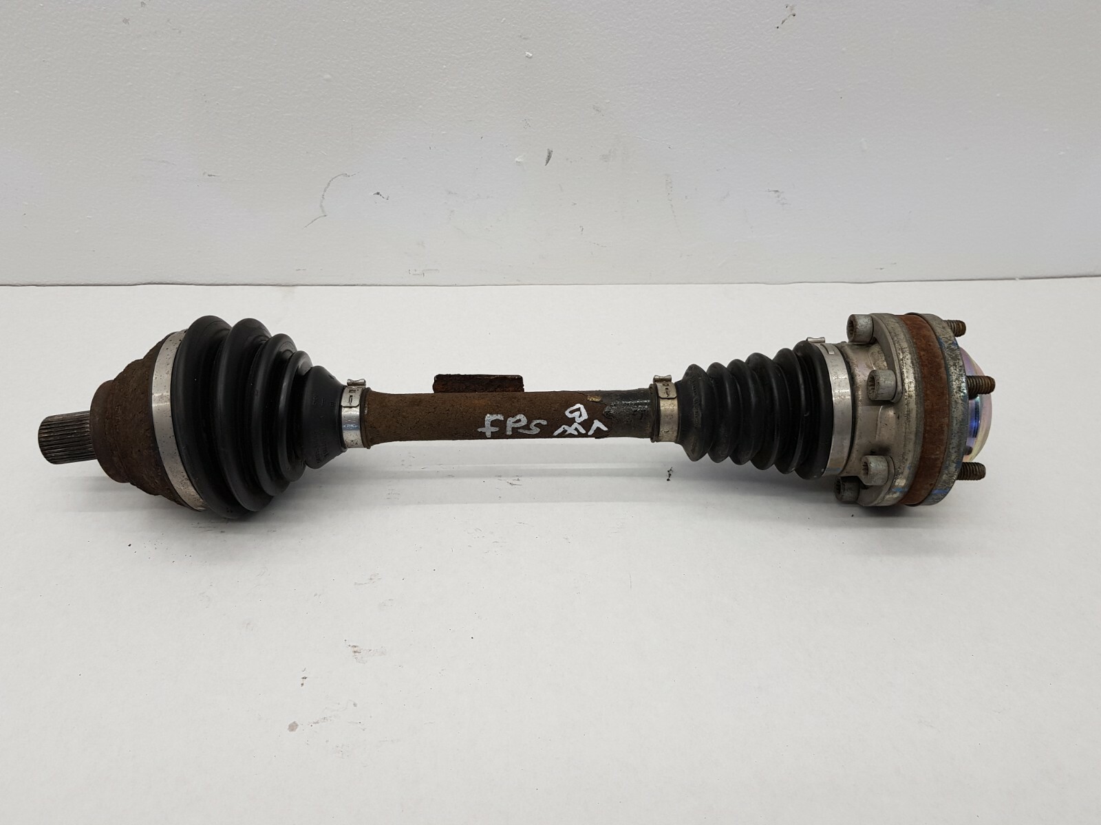 2013 VW BEETLE SPORT 2.0 DIESEL '12-16 FRONT PASSENGER DRIVESHAFT 5C0407271AA