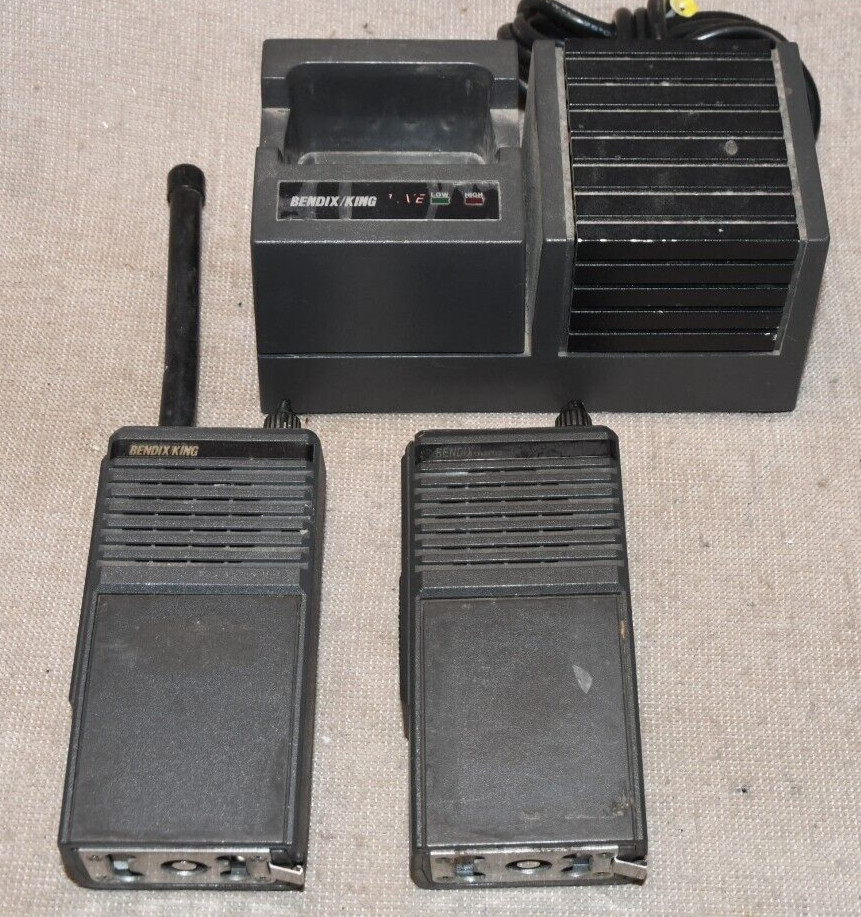 Pair Of Bendix King LPH? VHF Transcevers With Charger Technician Special