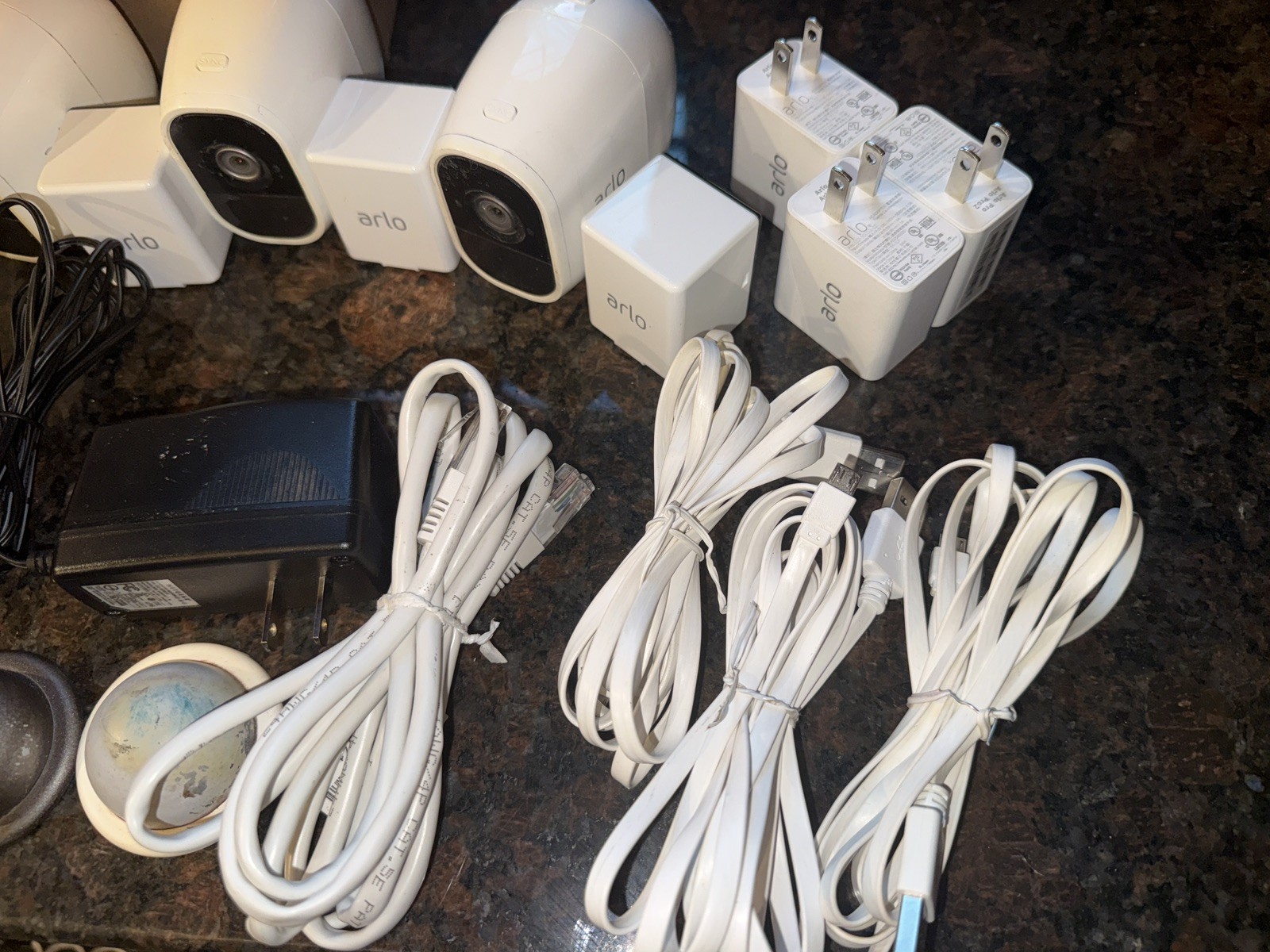 Arlo Pro 2 Wireless 1080p HD 3‑Camera System