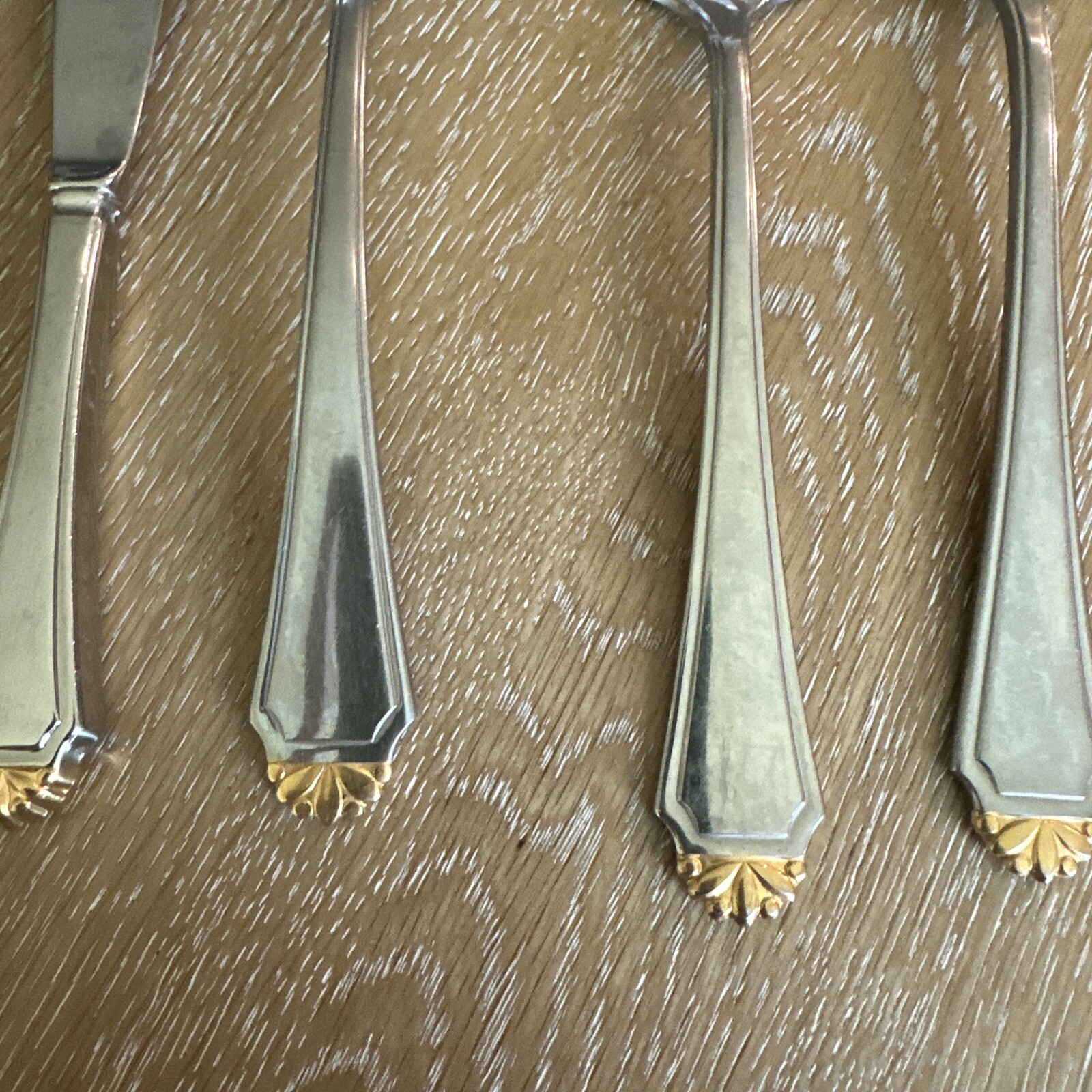 5 PCS. ONEIDA - GOLDEN HENLEY - SERVING UTENSILS