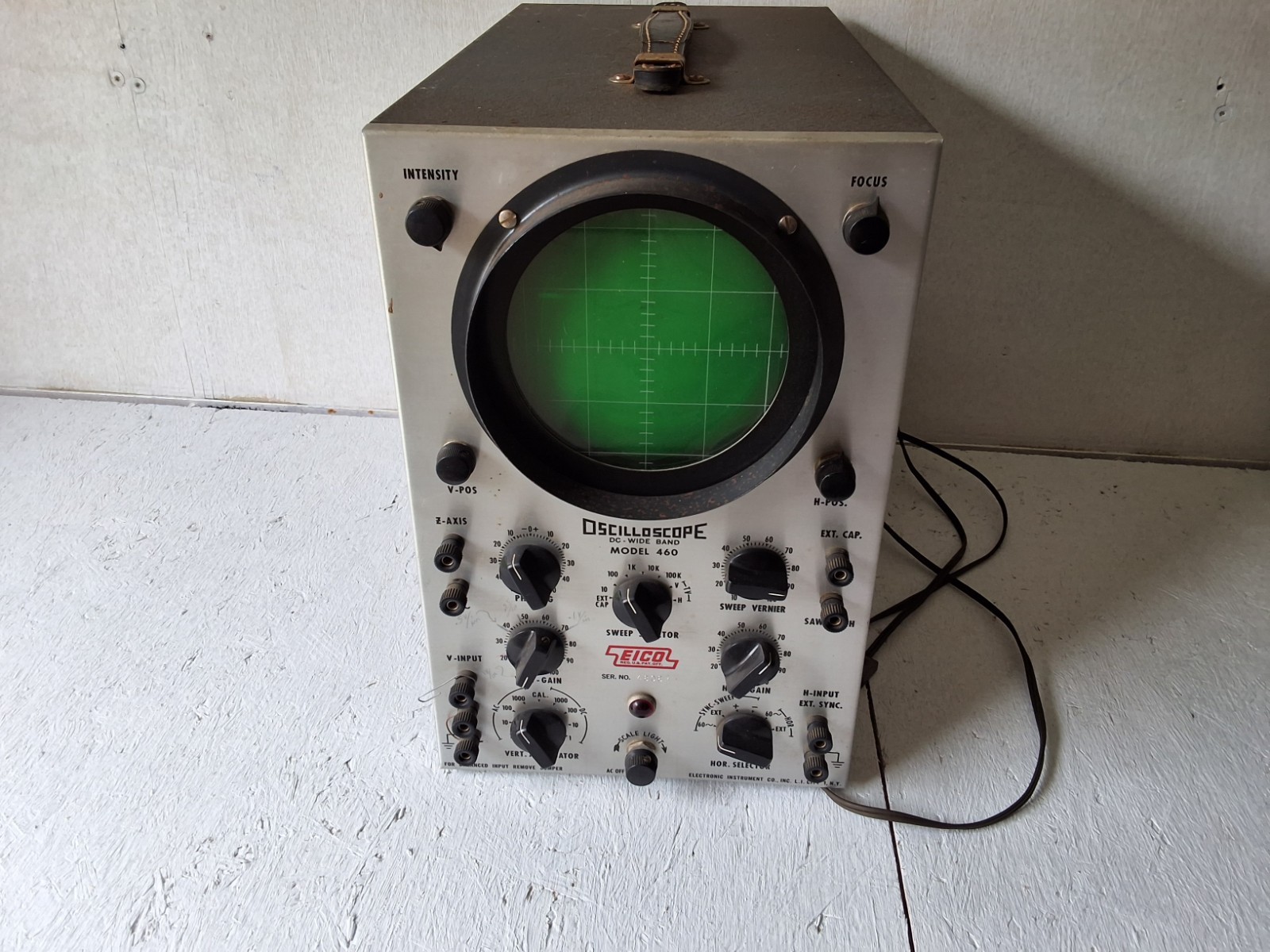 EICO Oscilloscope Model 460 DC Wide Band Untested for parts or repair