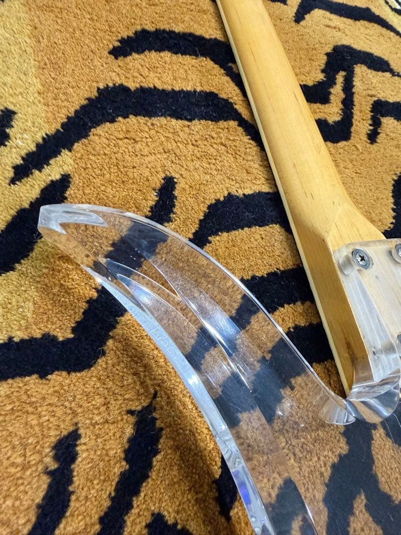 Fernandes Crystal Guitar Hide Model