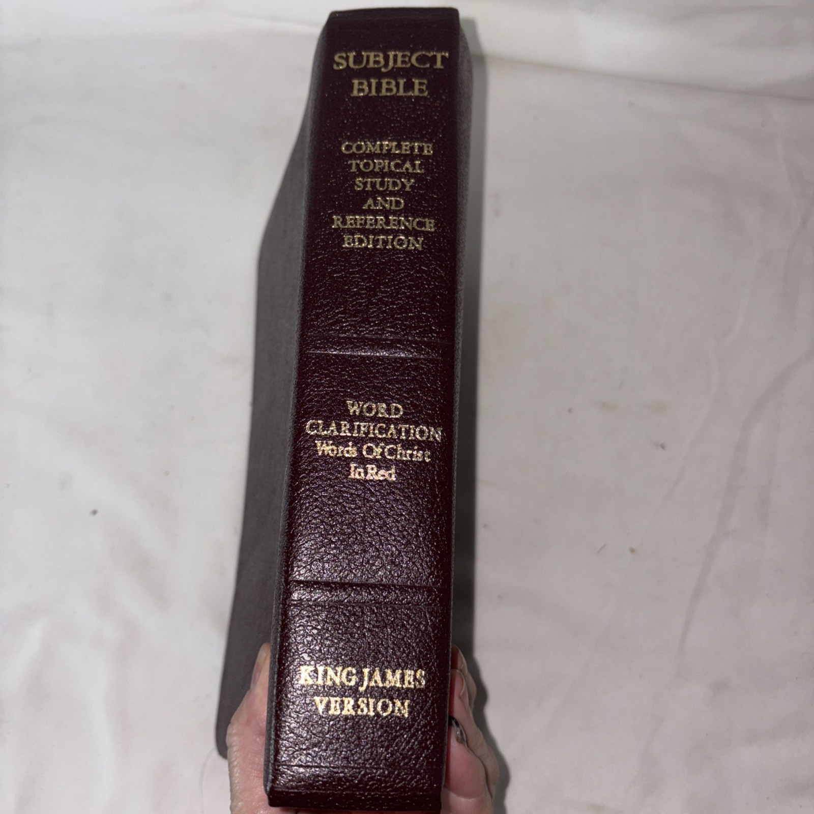 Holy Bible Complete Topical Study & Reference Edition Word Clarification KJV
