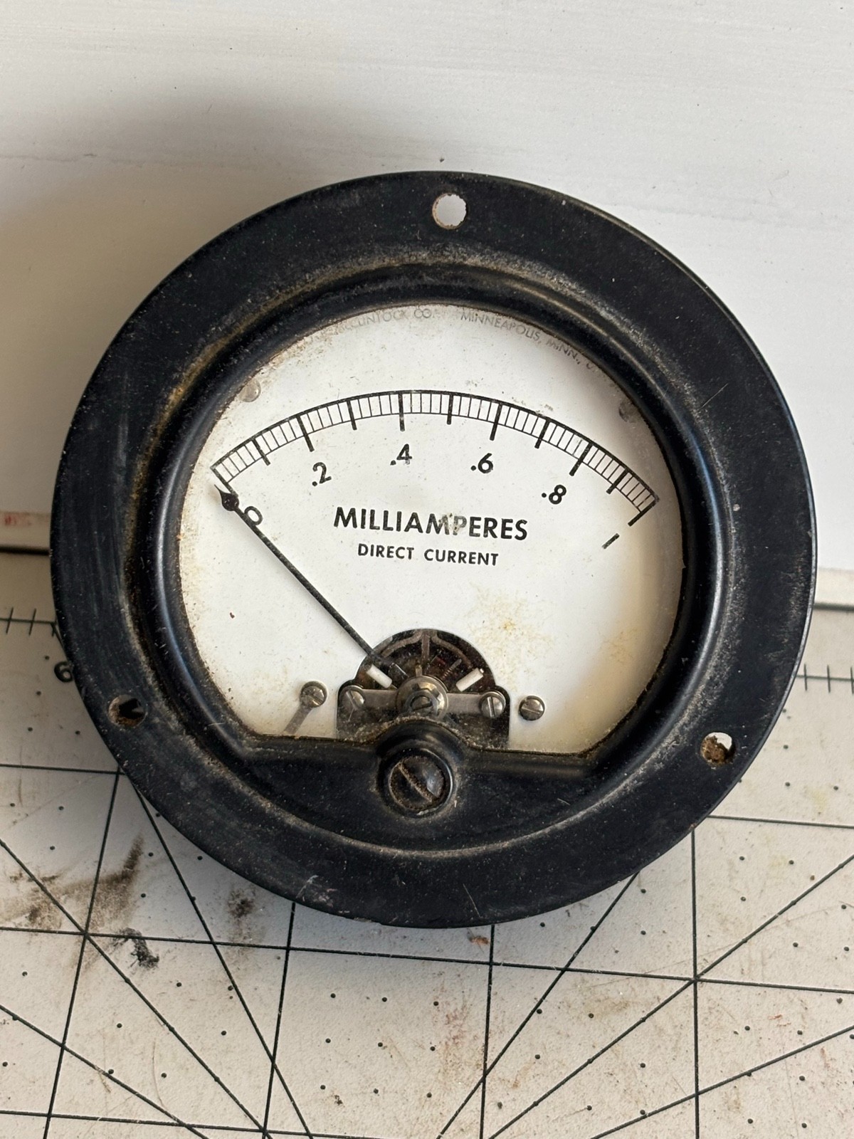 Vintage O.B. McClintock 0-1 mA DC Milliammeter Round Panel Meter Untested