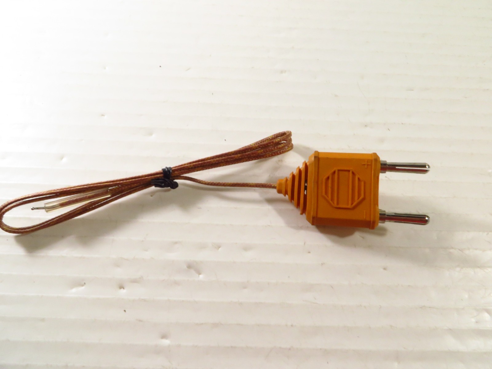 OEM Klein Tools 69416 32°-482° Fahrenheit K-Type Banana Thermocouple