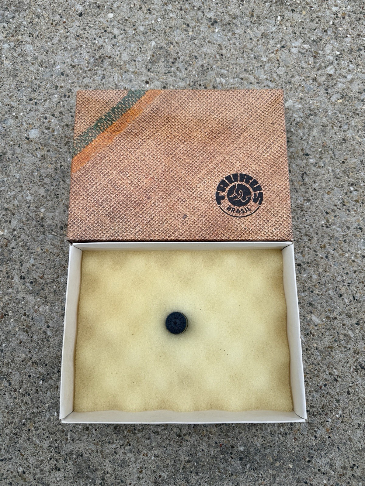 Taurus model 85 S .38 Early “Burlap” Factory Box Case for Pistol w/ Foam Insert