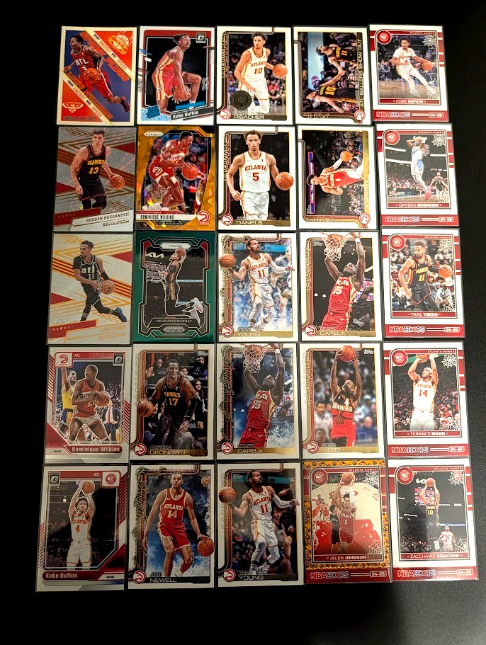 Atlanta Hawks NBA Basketball 50 Card Lot - Rookies, Hall of Famers, Etc.