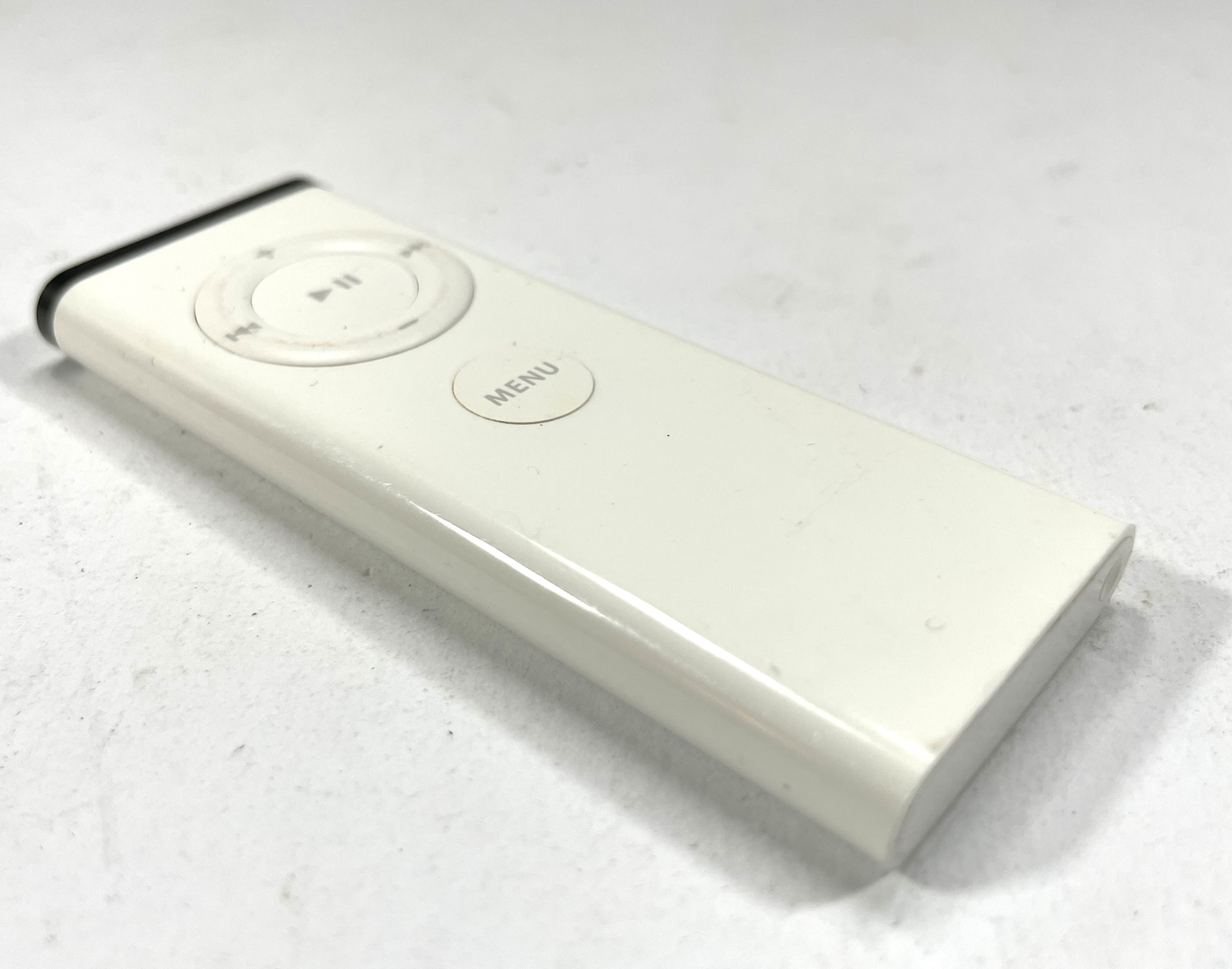 APPLE WHITE IR INFRARED REMOTE A1156 - Apple TV, MacBook Pro, iMac, Mac Mini