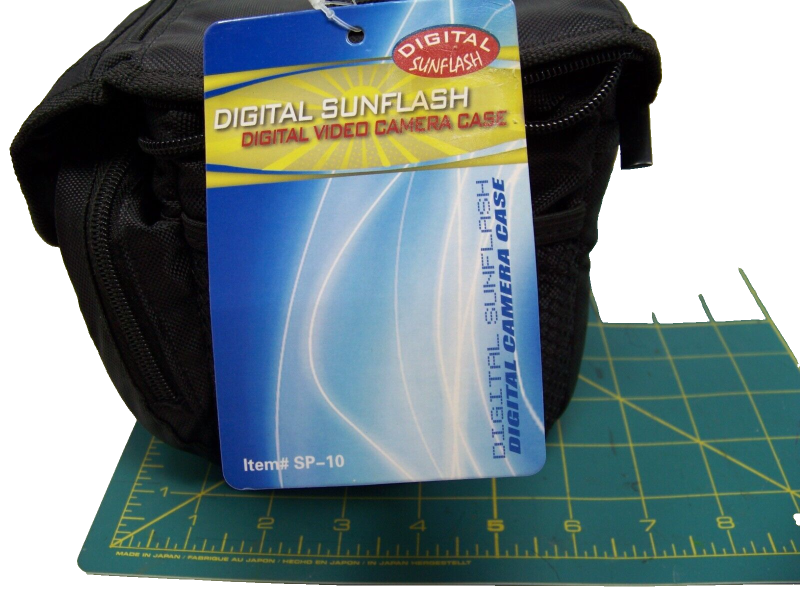 New DIGITAL SUNFLASH Black Digital Camera Bag/Case No Shoulder Strap