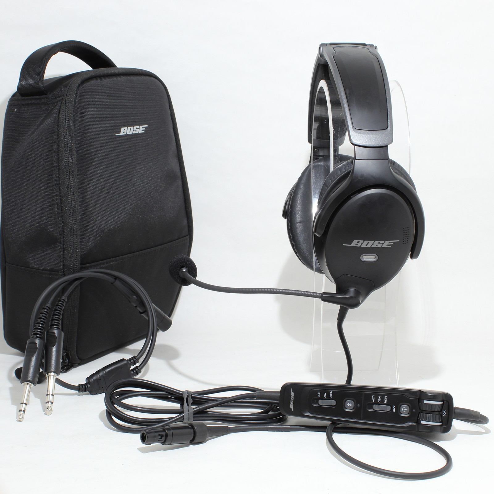 Very Good Bose A30 Bluetooth Headset ANR 6-Pin LEMO w/ Dual Plug Adapter BUNDLE