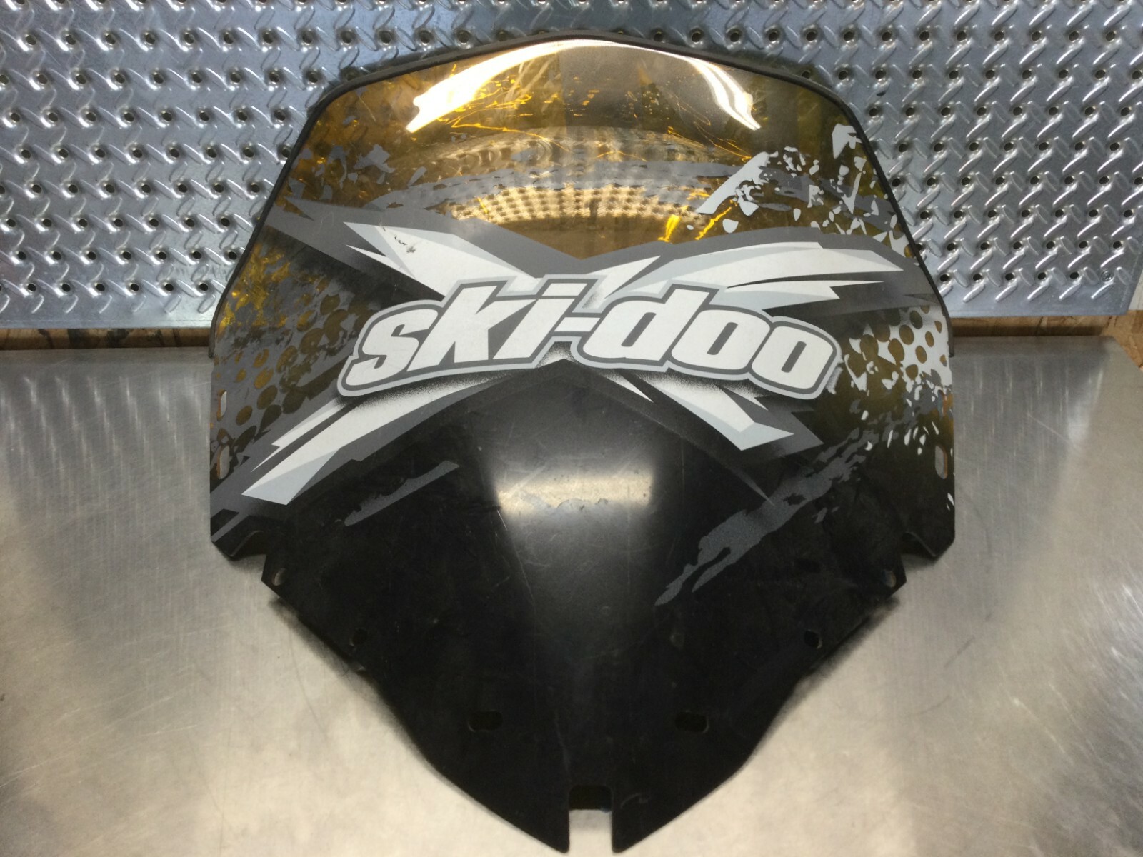 SKI-DOO WINDSHIELD 517304735 S017