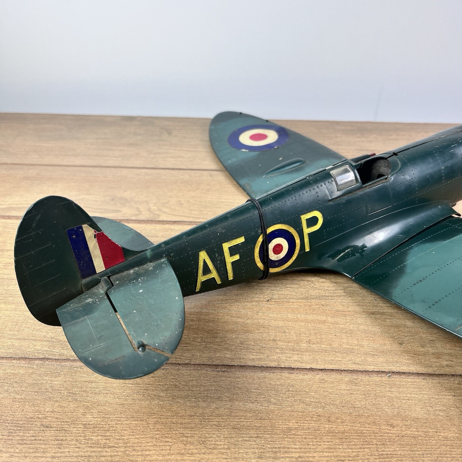 Vintage Cox Thimble Drome Spitfire #7800 RAF Gas Engine Model Tether Airplane