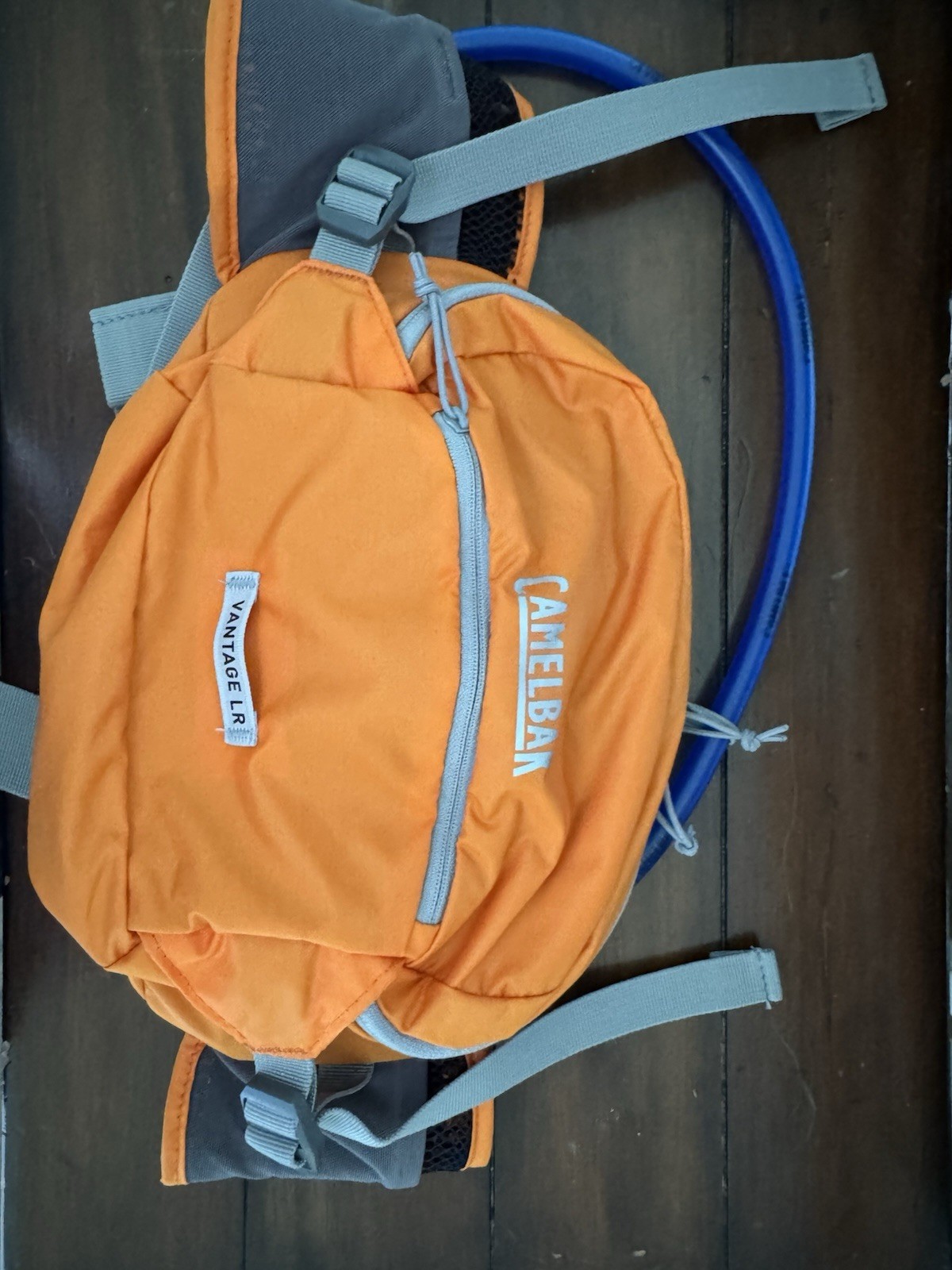 New Camelbak Vantage LR Padded waist Belt Pack Orange Gray Unused
