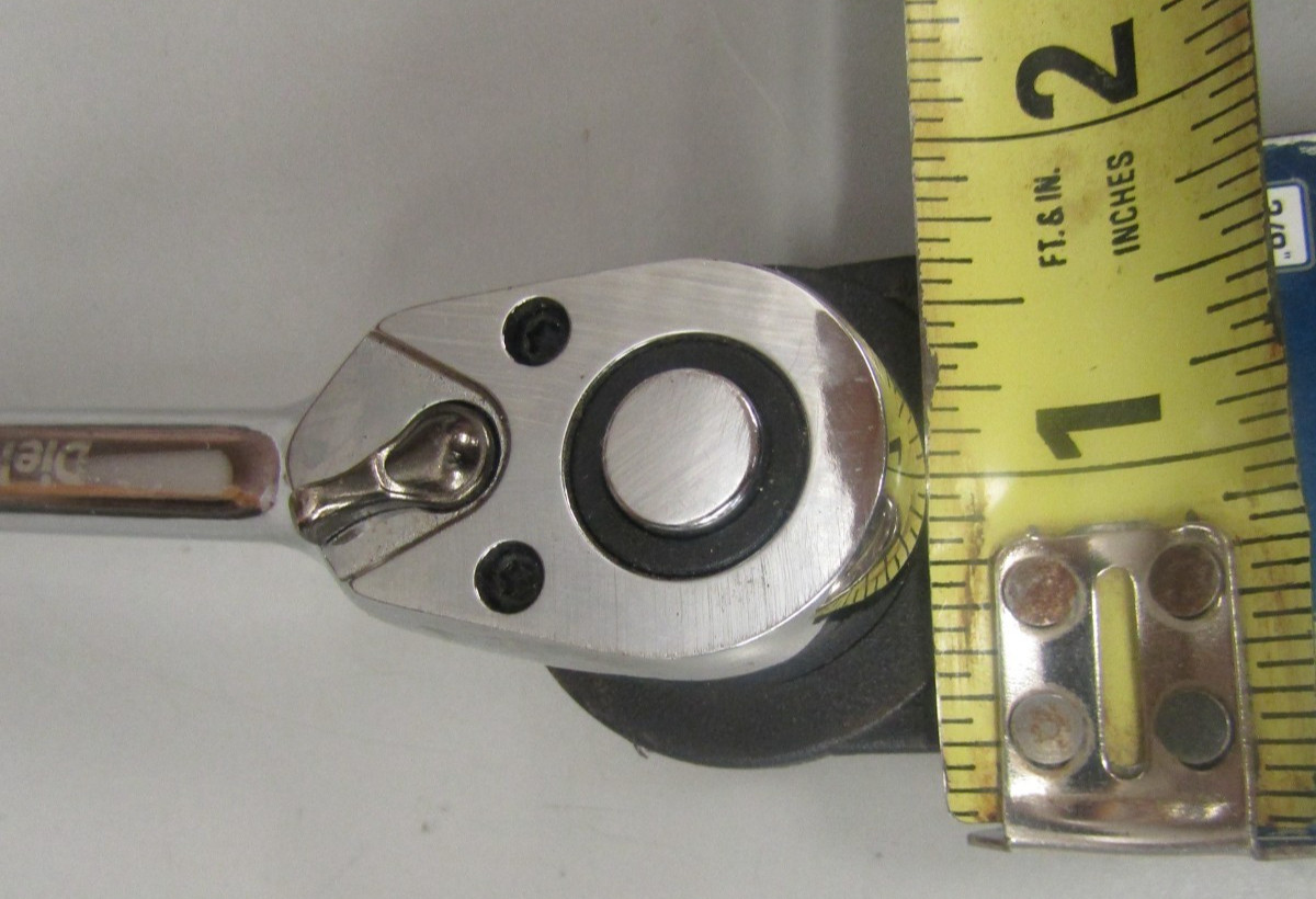 DieHard 3/8" Drive Quick Release Ratchet, 72 Tooth DHP55135
