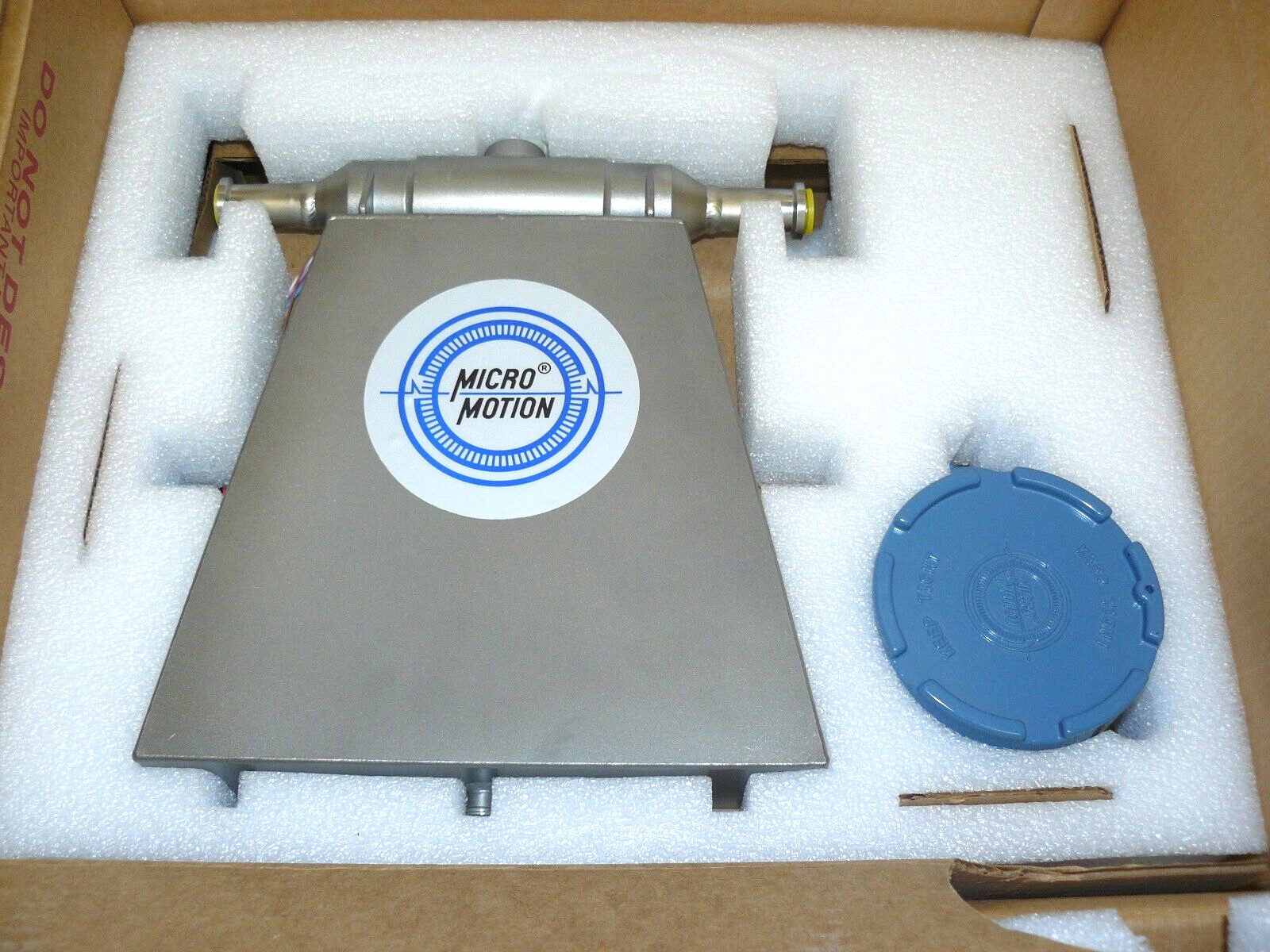 Micro Motion DS040S999SU Mass Flow Sensor 1250Psi 5.26454.26 NEW w/ Manual