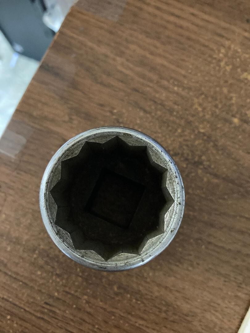 CRAFTSMAN 1 1/4" 12 POINT SOCKET
