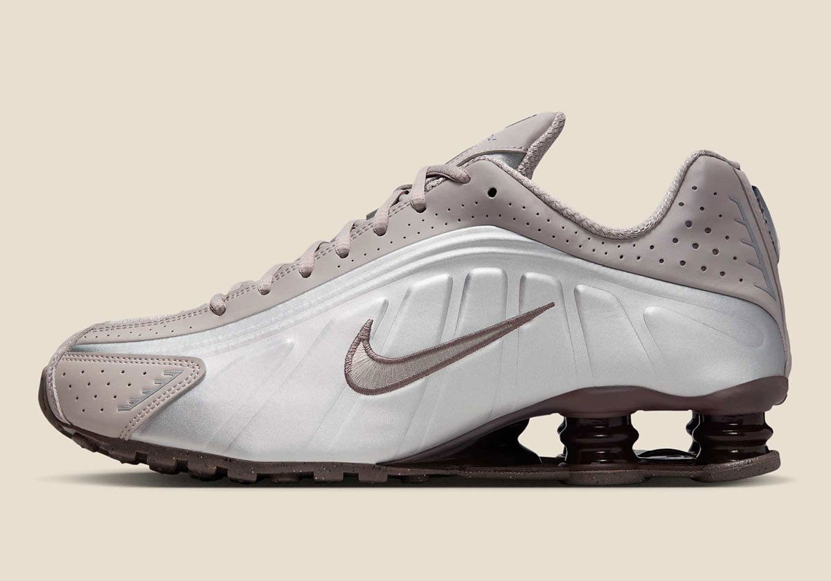 Nike Shox R4 Cave Stone Baroque Brown College Grey Nby HQ1988-200 Men's