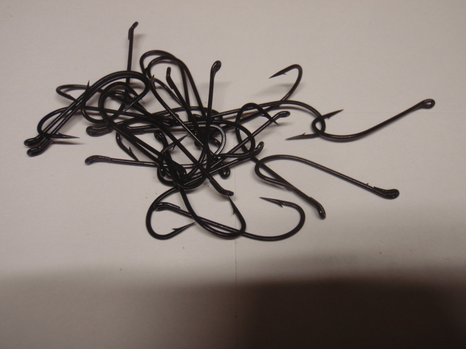 Vintage salmon single fly tying hooks size 5 (x 25)