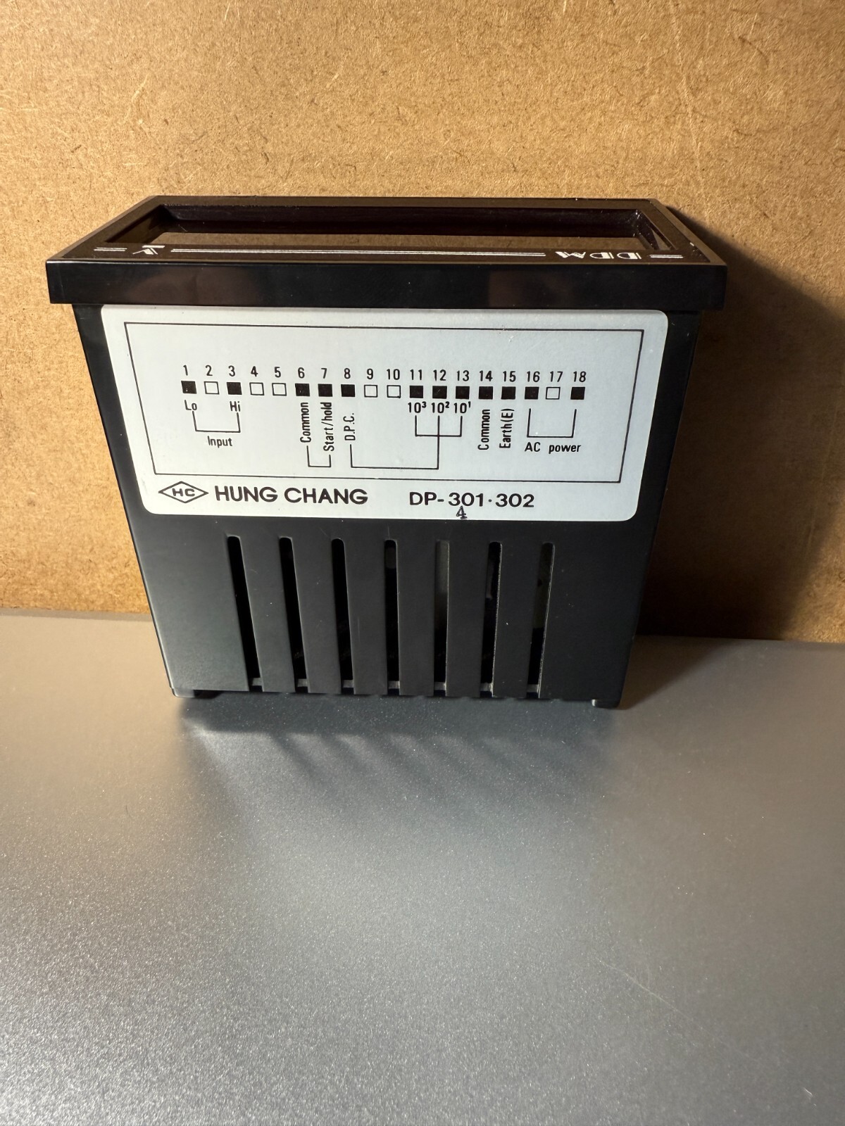 Hung Chang Digital Panel Meter DP-303-5, + 600VAC, New