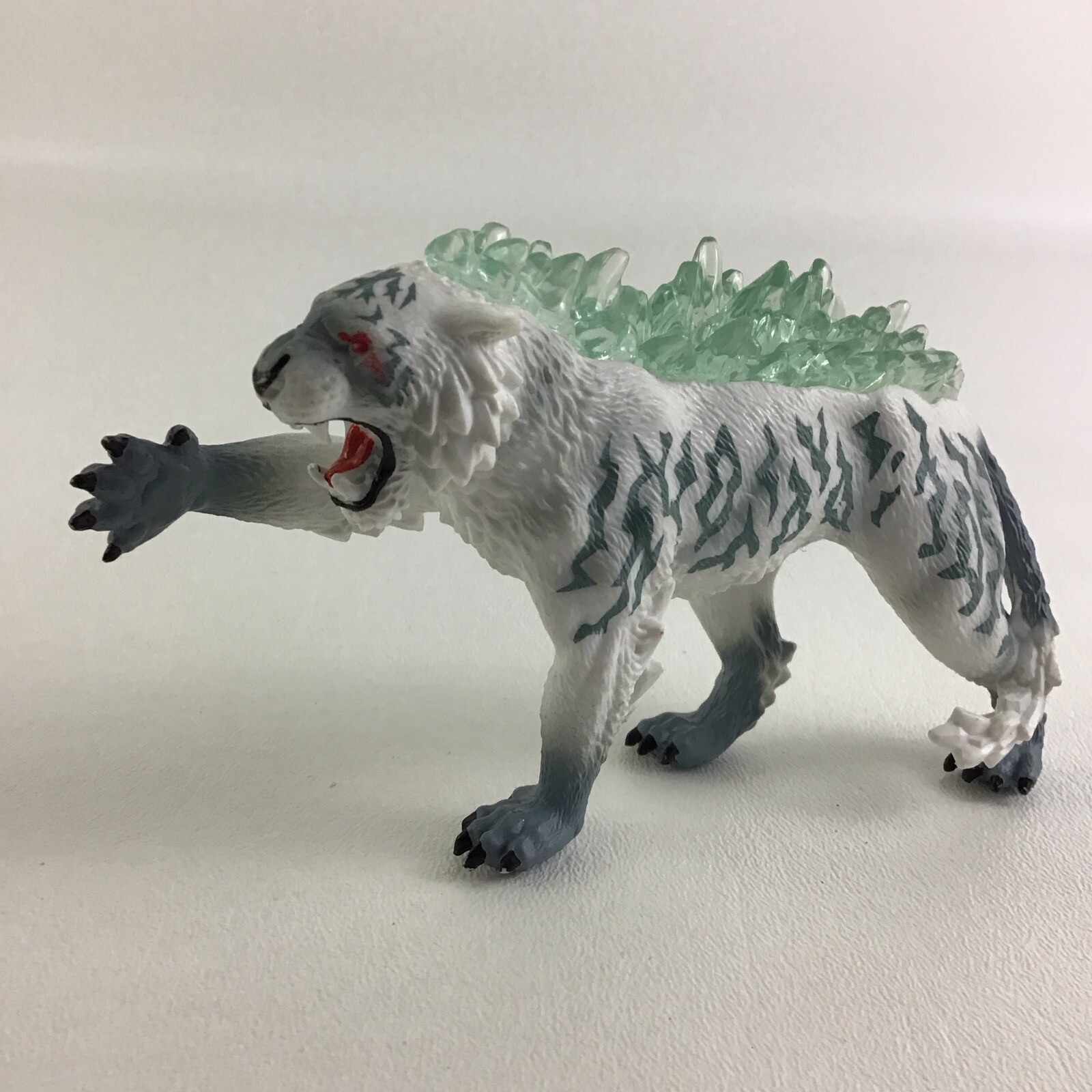 Schleich Eldrador Collection Ice Tiger Action Figure Animal Toy Crystal Spikes